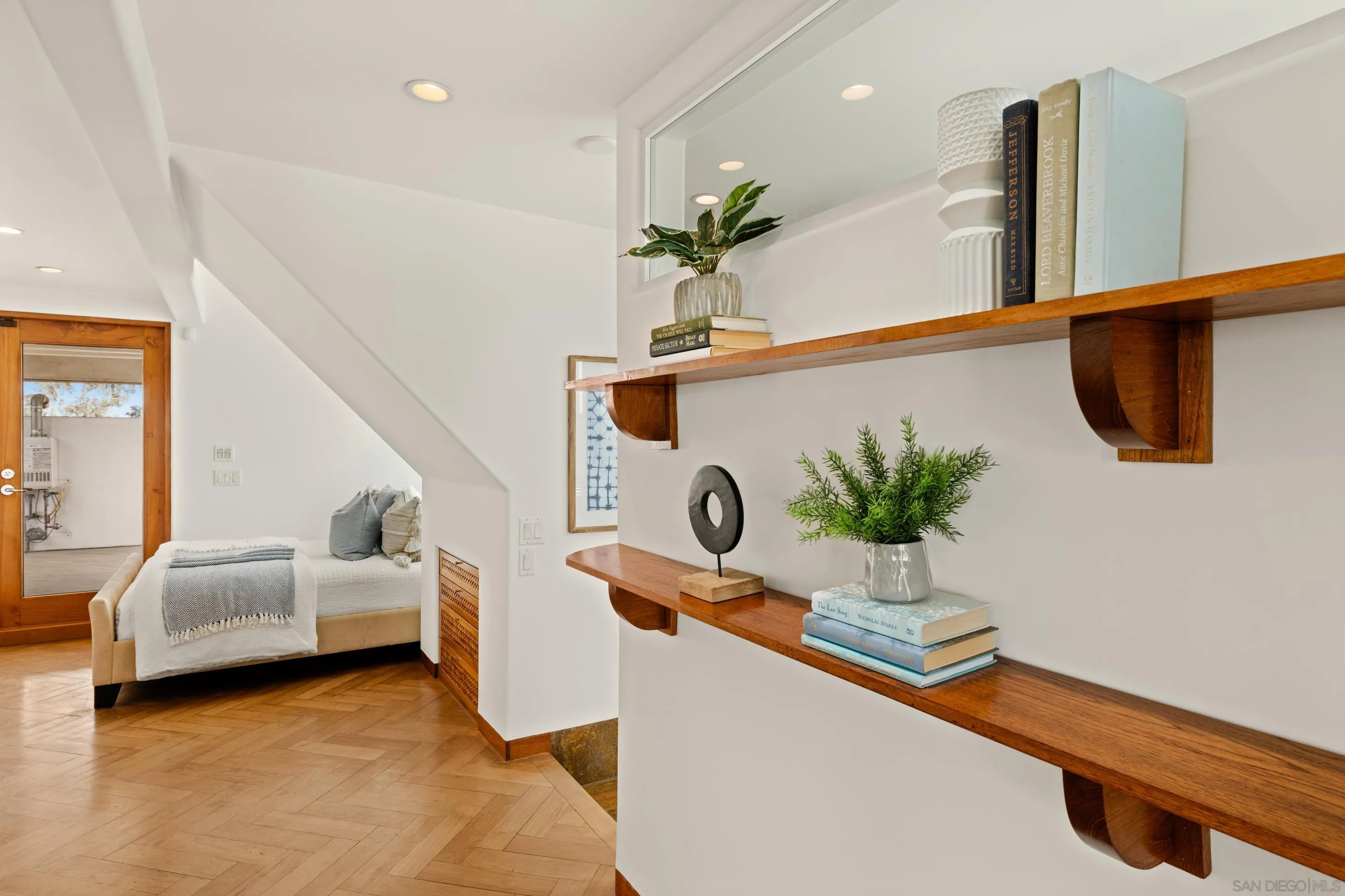 https://cdn.realtyfeed.com/cdn/127/250040981/9c106f116fdbe76dd63b79fe11f1db5e.webp