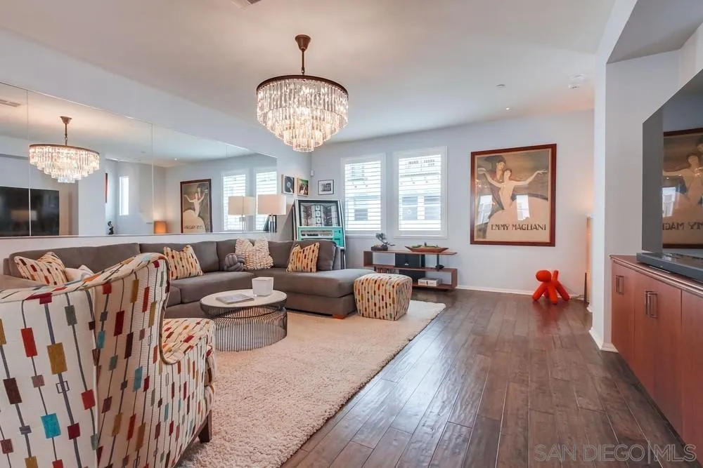 https://cdn.realtyfeed.com/cdn/127/250040982/467a9dda48f6e8309770028a454300e4.webp