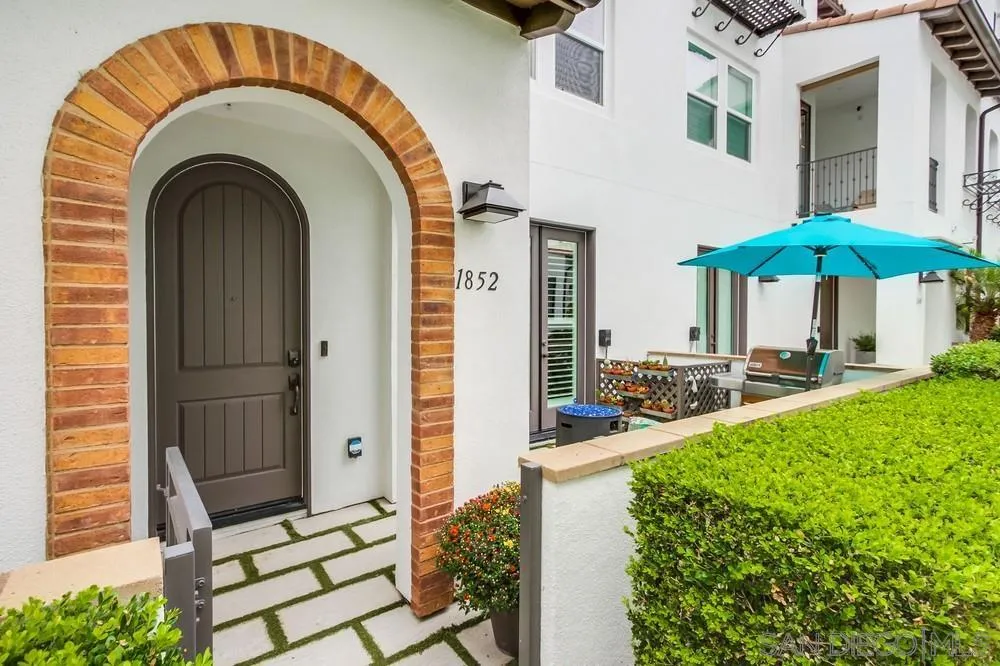 https://cdn.realtyfeed.com/cdn/127/250040982/a2257a2e32767b0d3e9397e80a8cf35f.webp