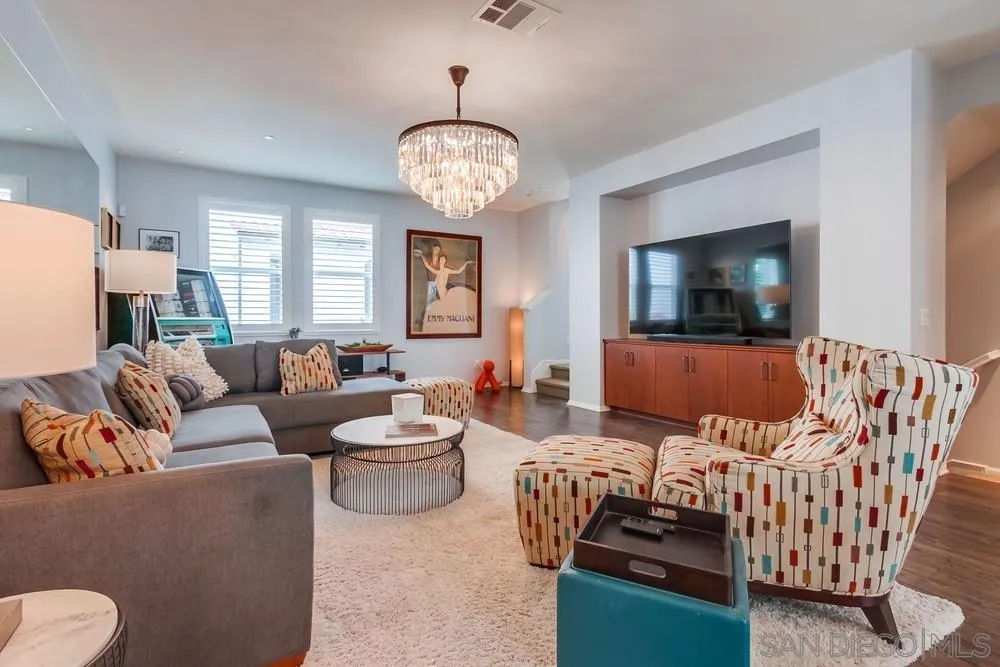 https://cdn.realtyfeed.com/cdn/127/250040982/d0775ed7b9fec47a662dbde356daa11f.webp