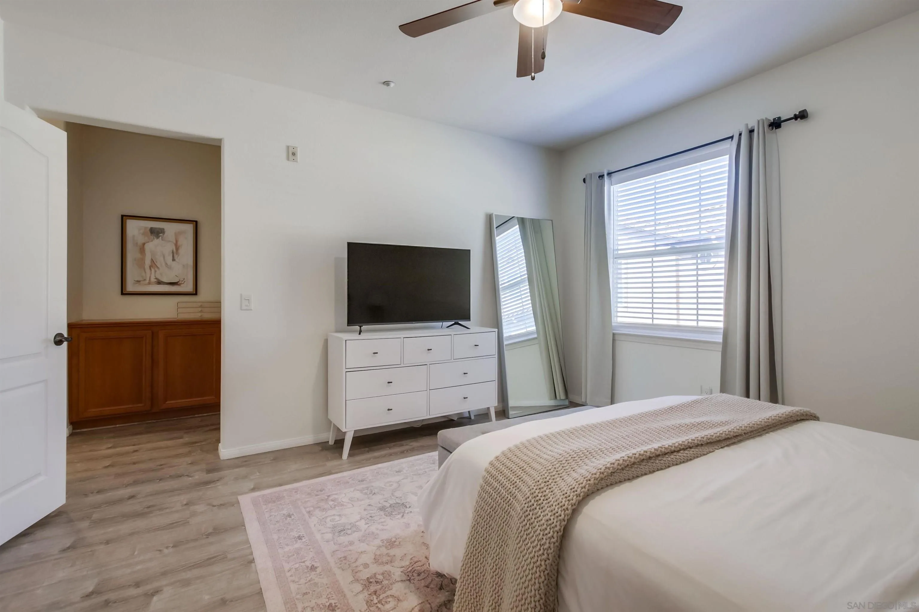 https://cdn.realtyfeed.com/cdn/127/250040984/10a16ba9a1aa59a060f509bac12fea0c.webp