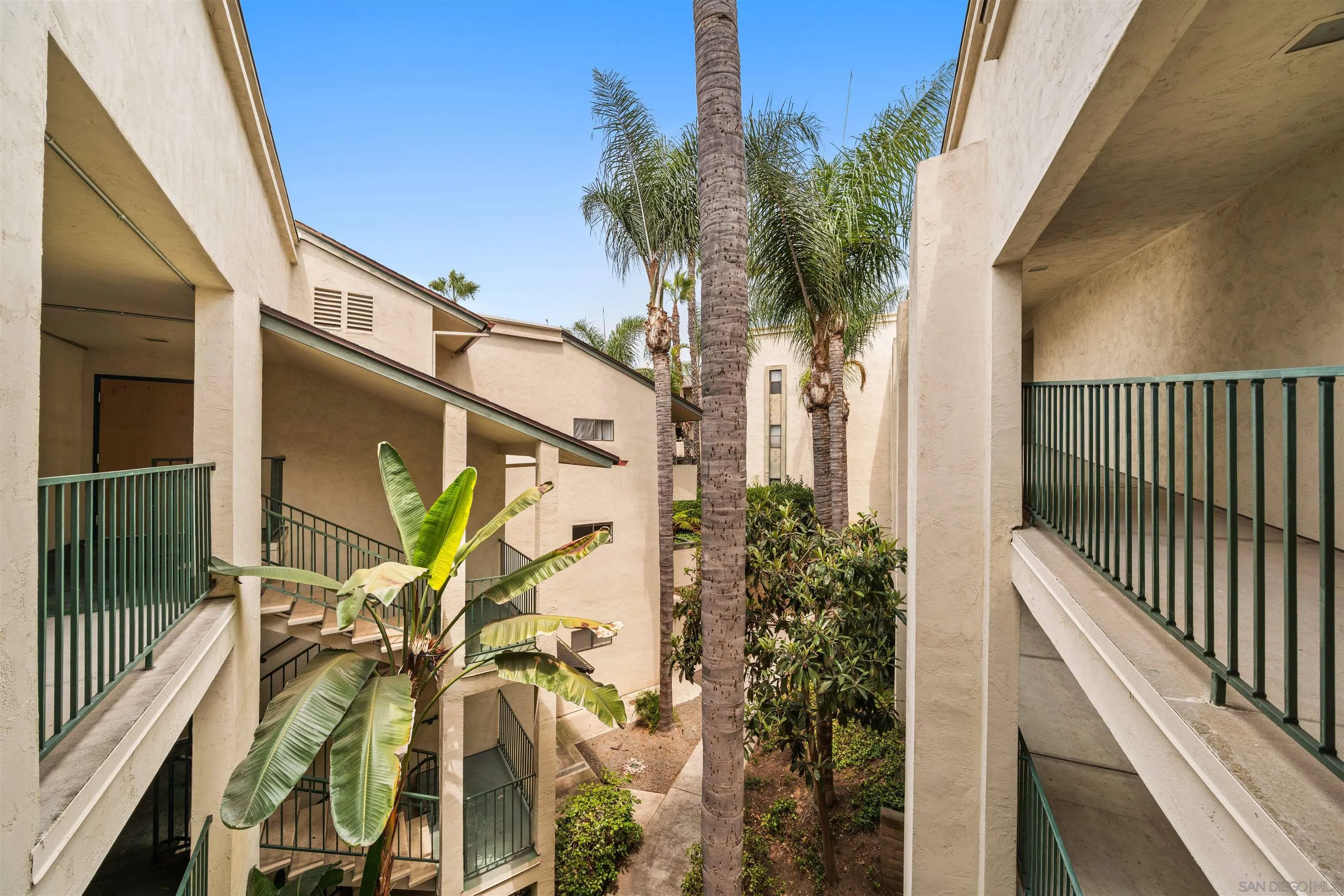 https://cdn.realtyfeed.com/cdn/127/250040986/a6bb860c91c950d8ce61782bc3d59de8.webp