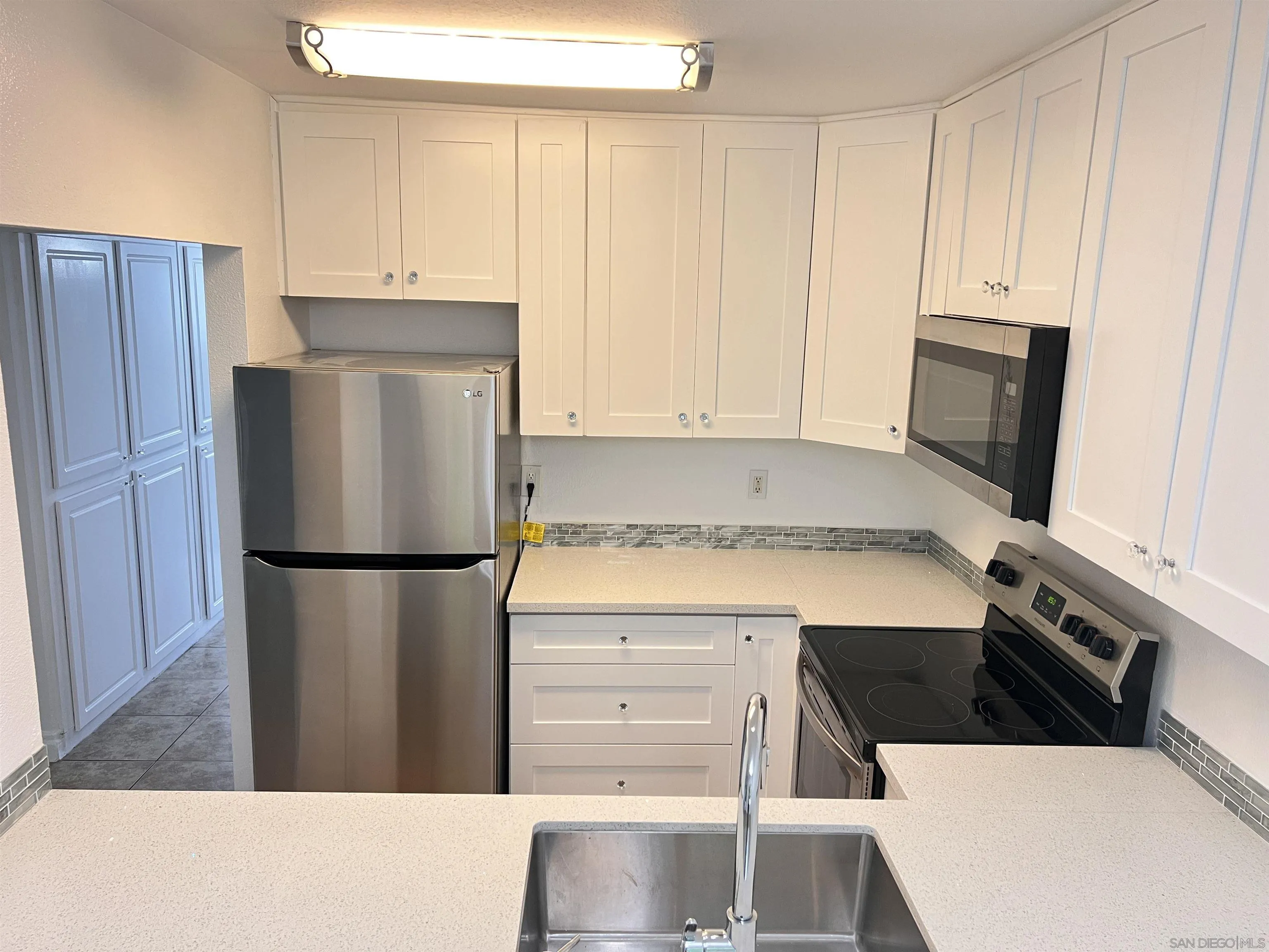 Photo #4: 250040993 Listing 