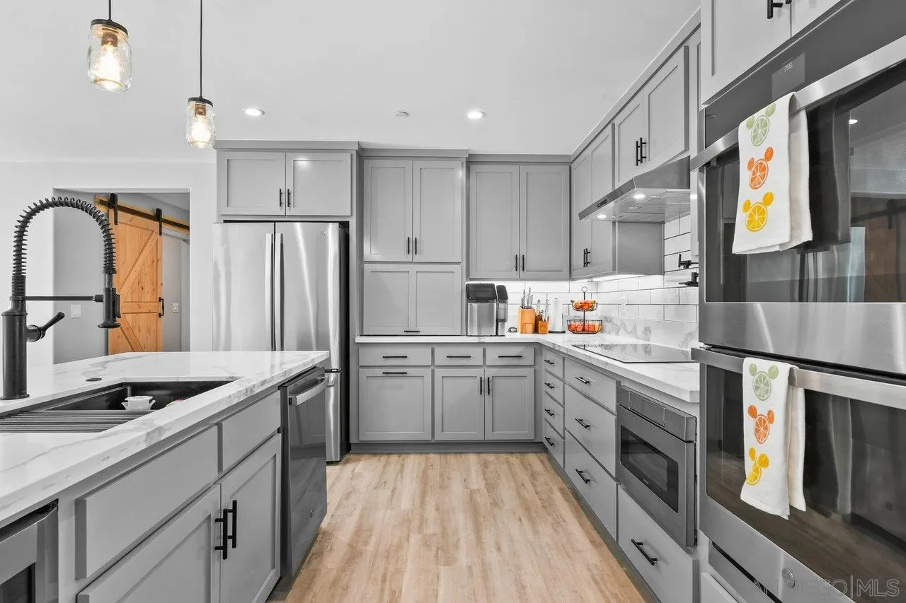 https://cdn.realtyfeed.com/cdn/127/250040994/80f33b1106d40ab2926fe82c271702c2.webp