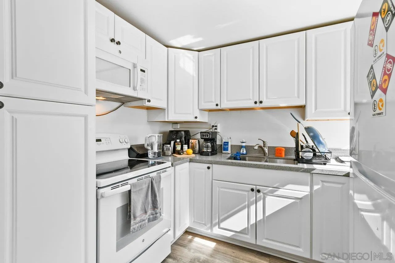 https://cdn.realtyfeed.com/cdn/127/250040994/8b378969b703b81c2eaaa37679d80a53.webp