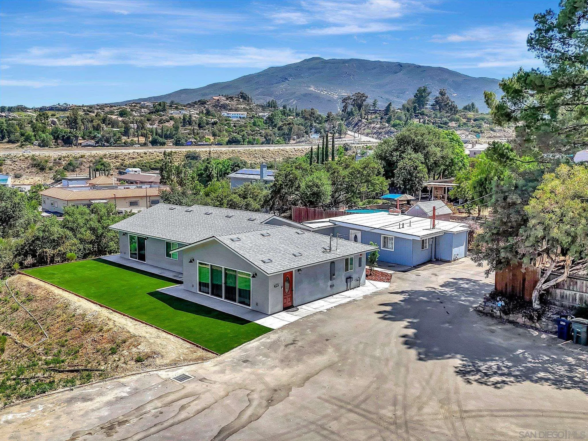 https://cdn.realtyfeed.com/cdn/127/250040994/f5dad6b1acb53de9453af1b4d8ac5d20.webp