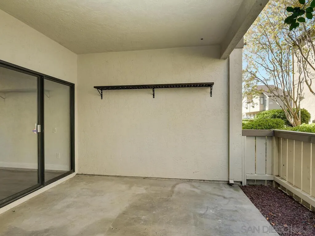 https://cdn.realtyfeed.com/cdn/127/250040997/af3e7f9d9015cc6c78320ae04a8d867d.webp