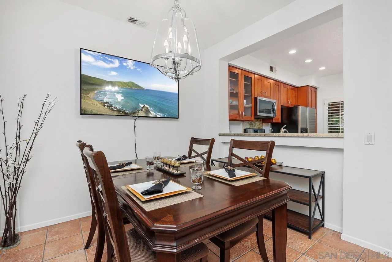 https://cdn.realtyfeed.com/cdn/127/250041002/2313a4a4af9a5638f09f9e93605de393.webp