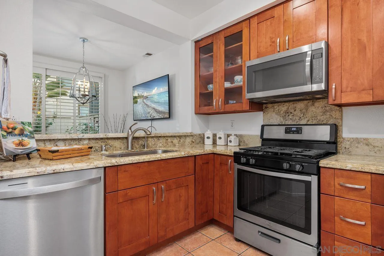 https://cdn.realtyfeed.com/cdn/127/250041002/3281ef2ceb4f21f38967a93d22dc6908.webp