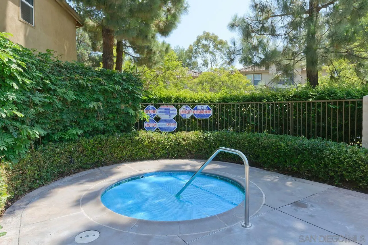 https://cdn.realtyfeed.com/cdn/127/250041002/7ed510b5073316dc14a3ff610affdba0.webp