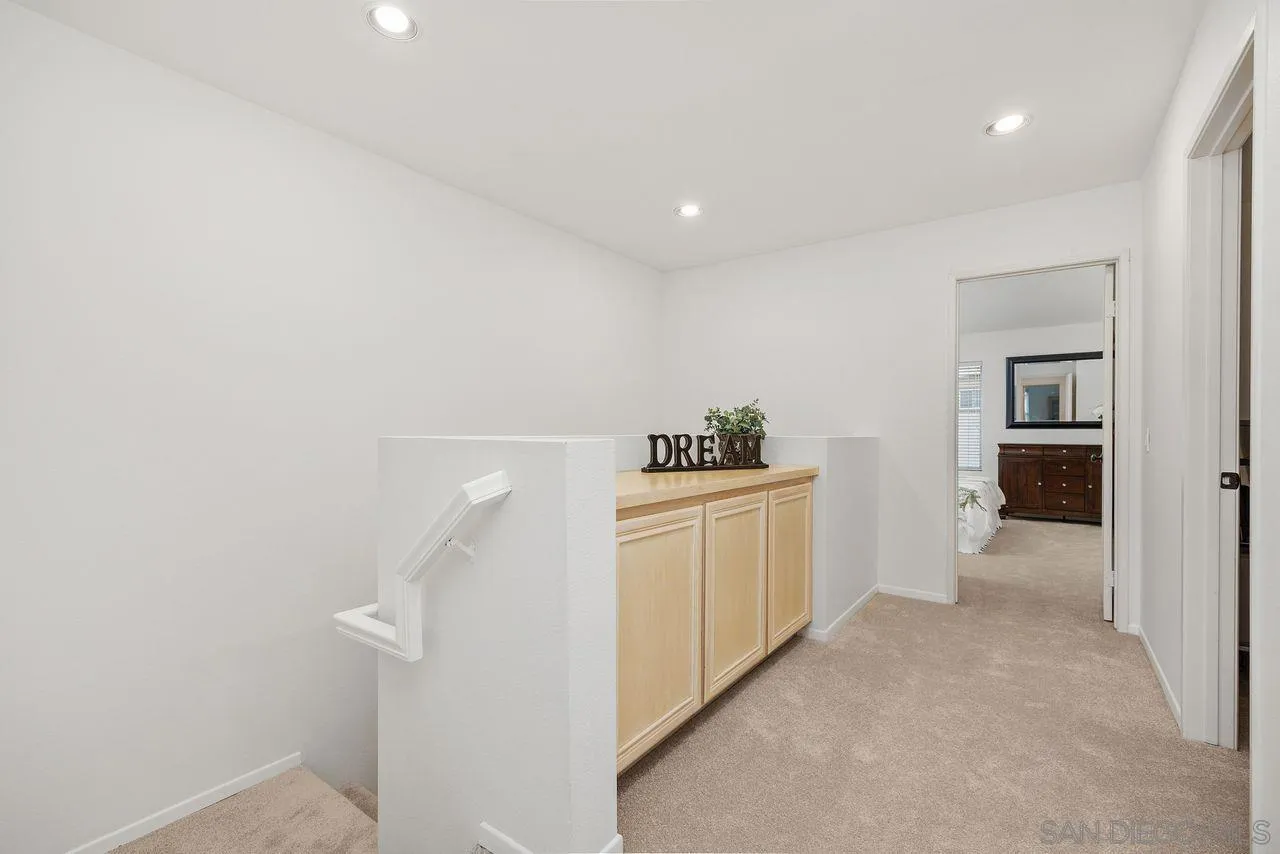 https://cdn.realtyfeed.com/cdn/127/250041002/aa7349f4fafa3714c8150f517060b496.webp
