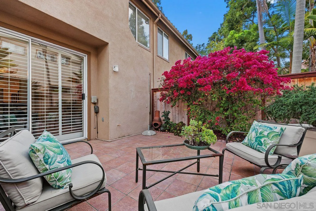 https://cdn.realtyfeed.com/cdn/127/250041002/f3d6addfded9abf7231f551cb7fc73c9.webp