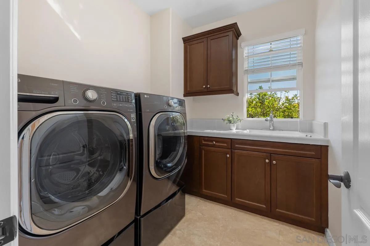 Photo #26: 250041004 Listing: Photo #26