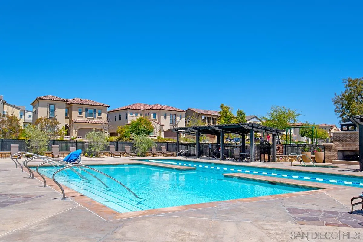 https://cdn.realtyfeed.com/cdn/127/250041004/8c0ce837e3e869e0a69307378f085a98.webp