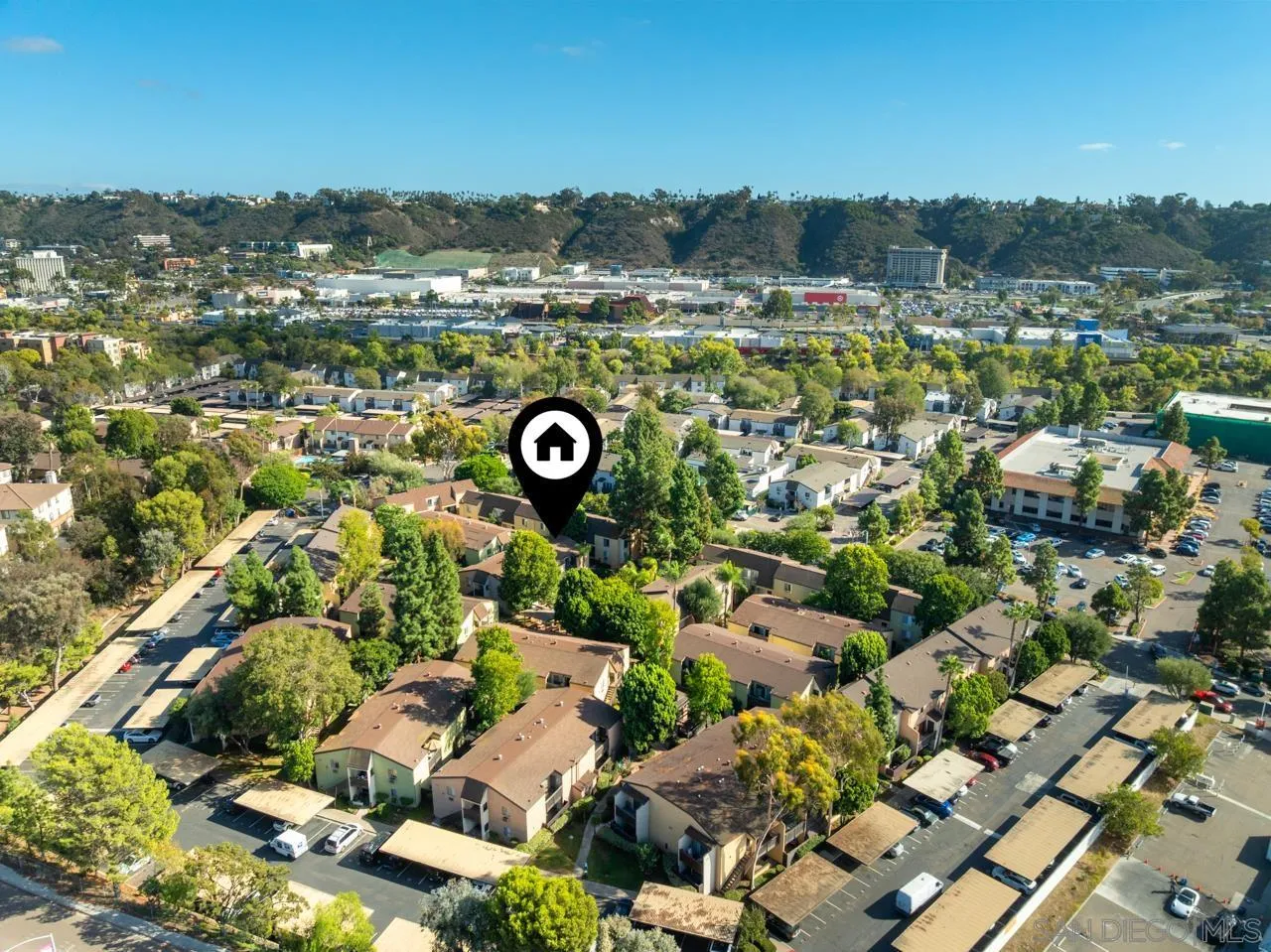 https://cdn.realtyfeed.com/cdn/127/250041007/54eb13f6ce8fbd9629ade7c19844fb44.webp
