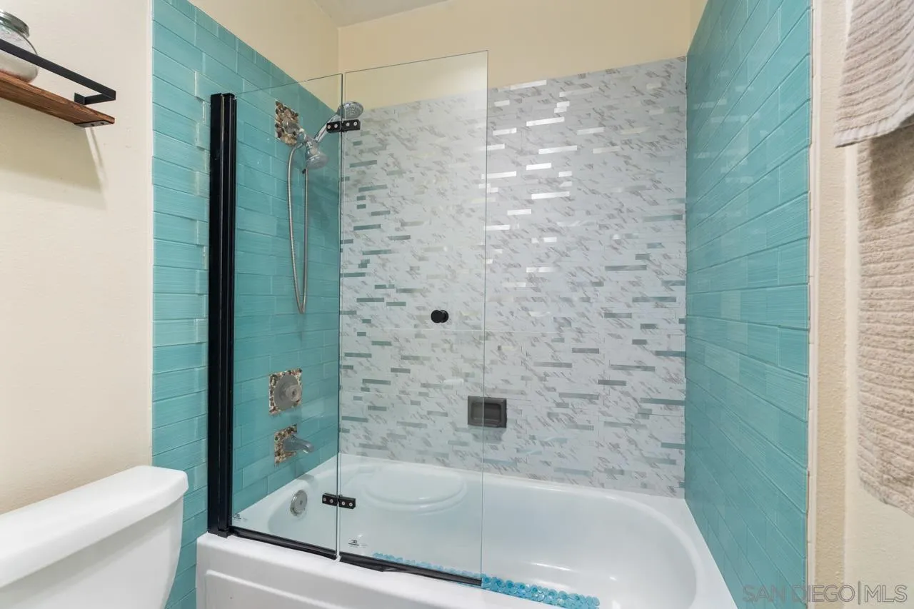 https://cdn.realtyfeed.com/cdn/127/250041007/9e421da87aaba7ad7db4fe51a2f94dcf.webp