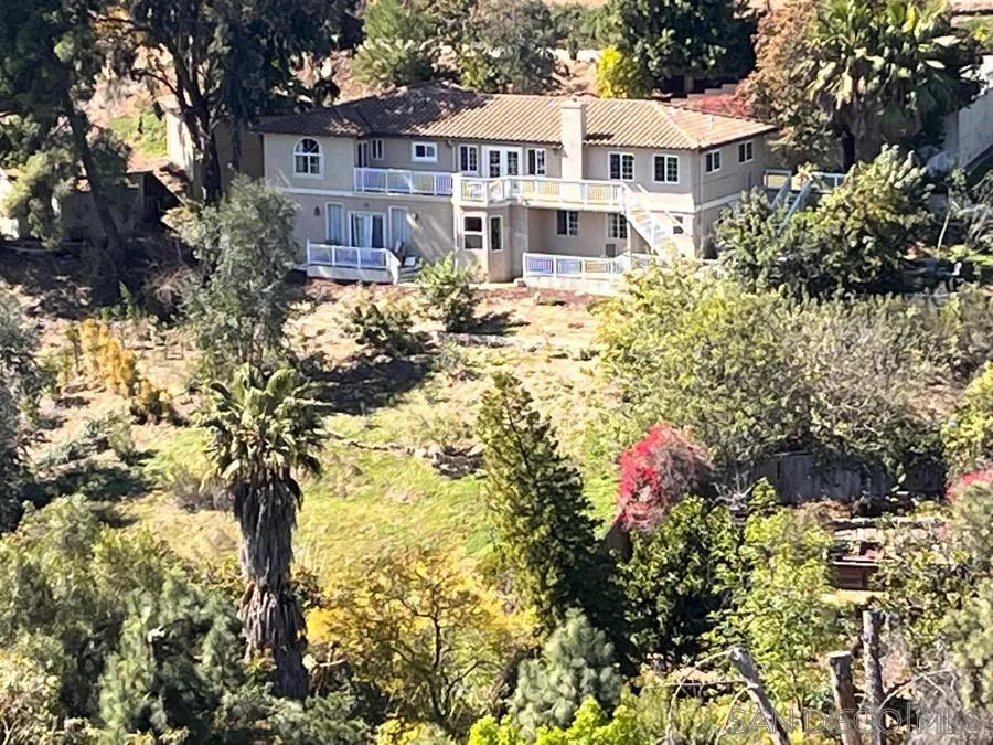 https://cdn.realtyfeed.com/cdn/127/250041011/661de6632e262e3969e93a00ca28af8f.webp