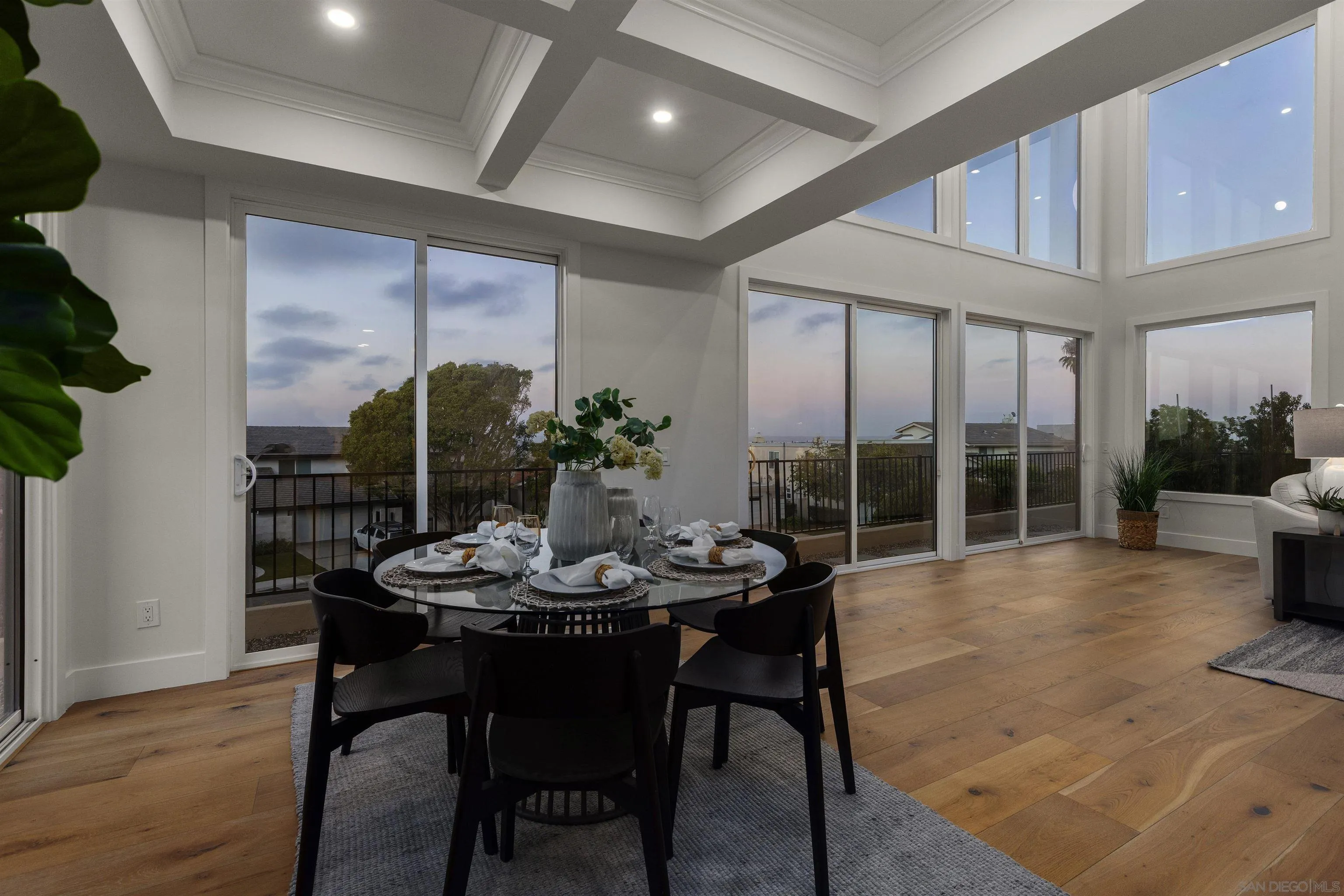 https://cdn.realtyfeed.com/cdn/127/250041023/14f3d63c2a7d0d0c87d75dd5b5976d1f.webp