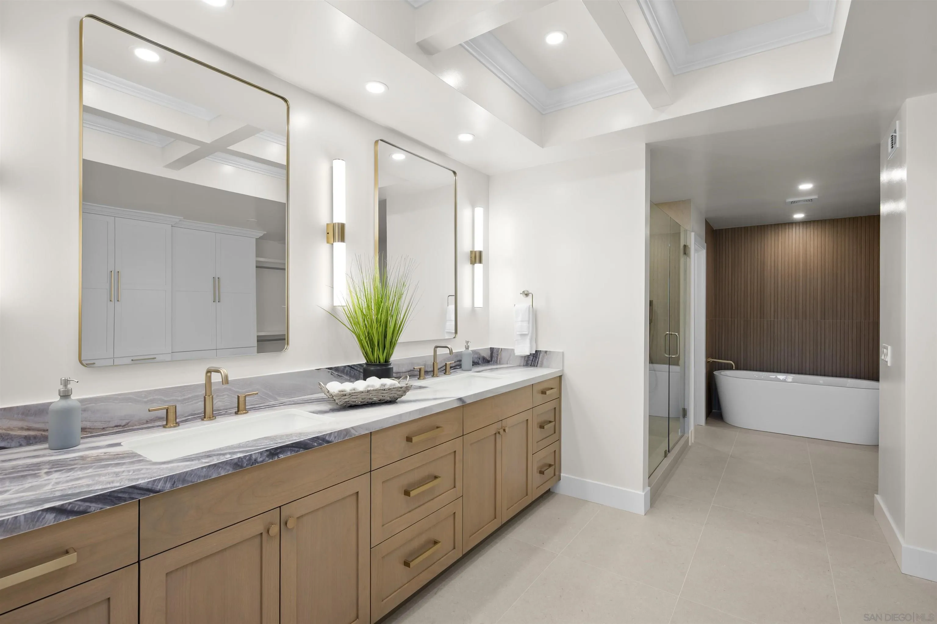https://cdn.realtyfeed.com/cdn/127/250041023/3243b52992c8d878e13a92c390f44414.webp