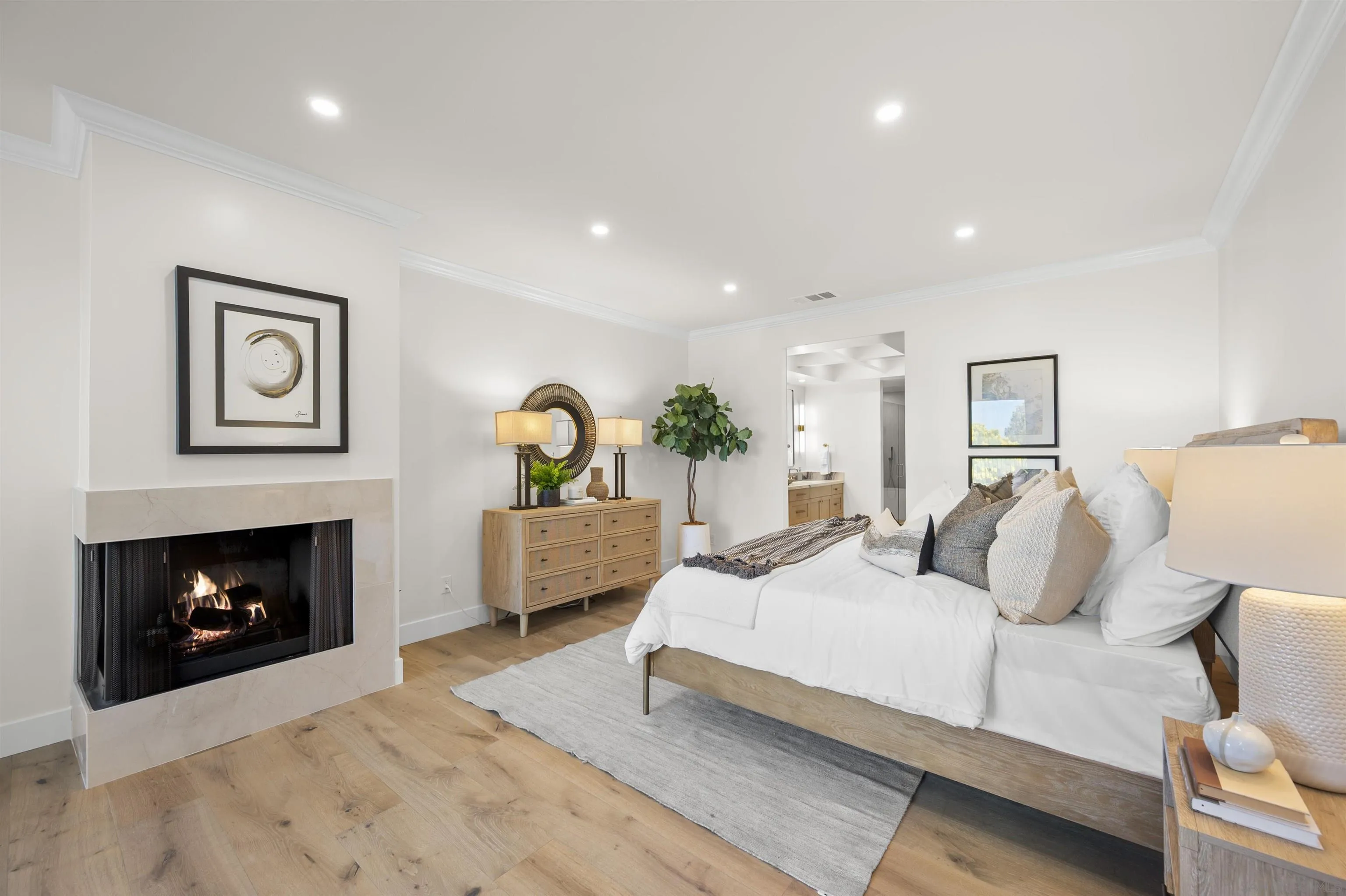 https://cdn.realtyfeed.com/cdn/127/250041023/c2508c0e1ebb86ccda56d2e974c619d9.webp