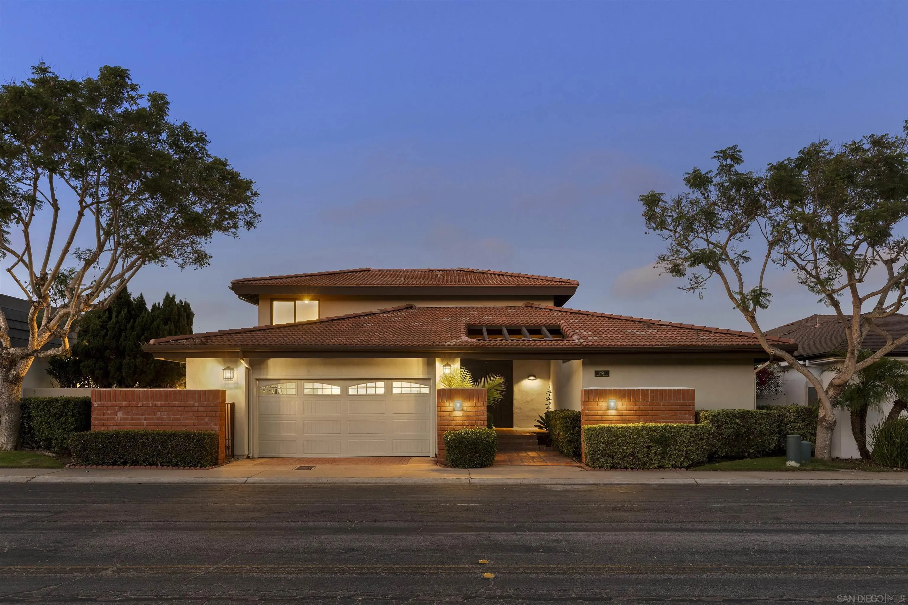 https://cdn.realtyfeed.com/cdn/127/250041023/c79f4f5029c4dce897c60a923c6100d1.webp