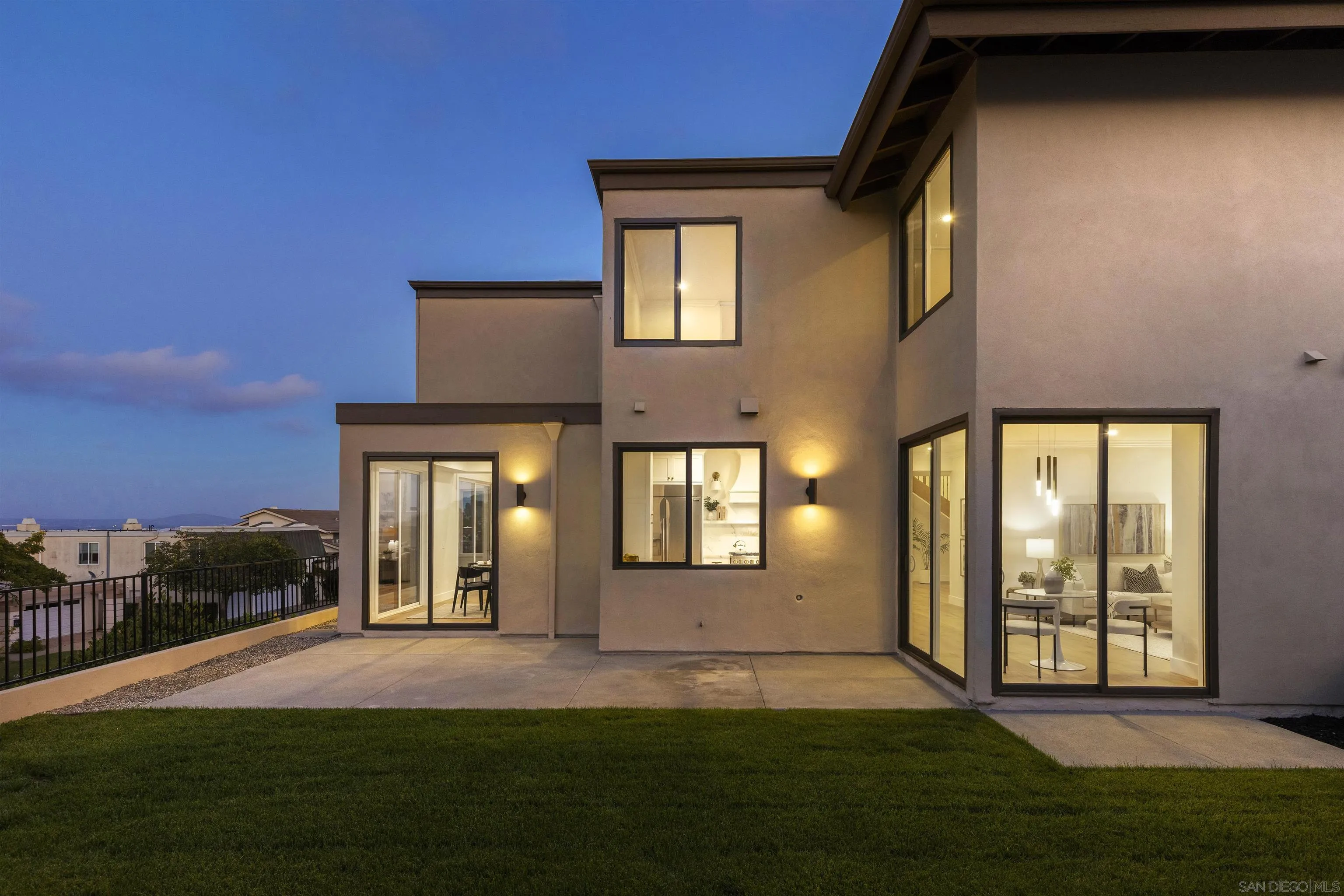 https://cdn.realtyfeed.com/cdn/127/250041023/fa3a23803a4bae2d1bf4de4f56fa292f.webp