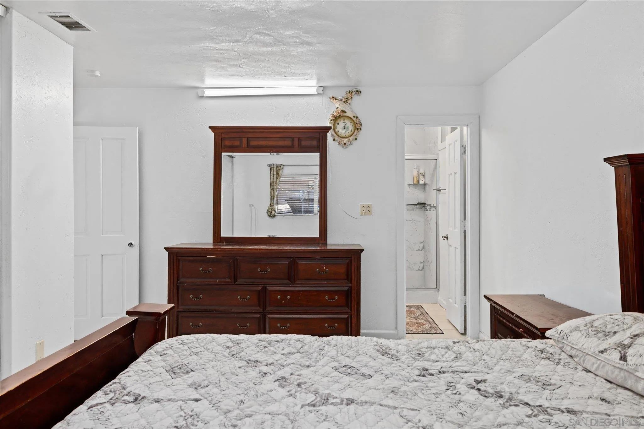 https://cdn.realtyfeed.com/cdn/127/250041024/0c86e3b8088f360b78debd44d834d5af.webp