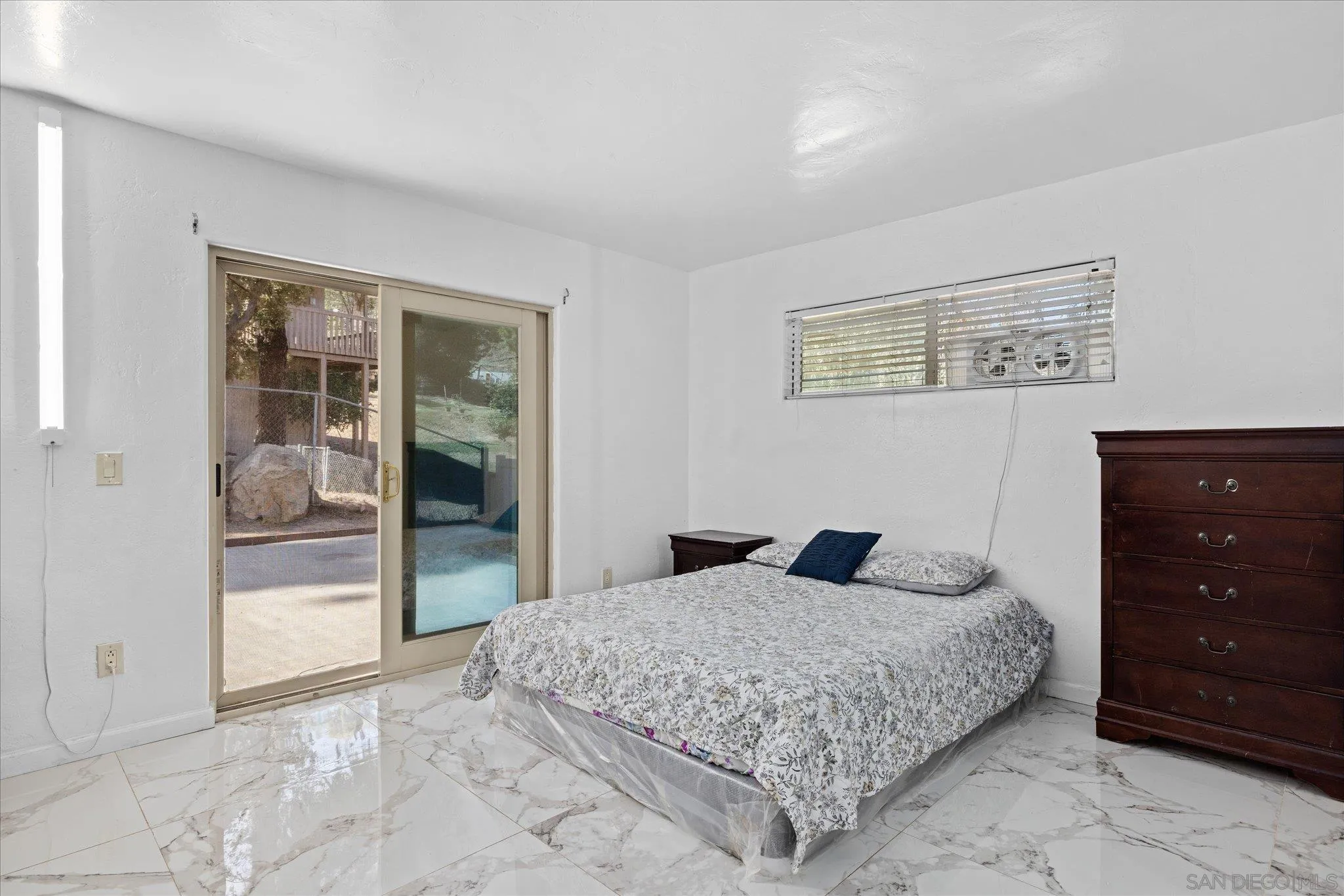 https://cdn.realtyfeed.com/cdn/127/250041024/3532cceb0fc8af8168312ecd8af3cf0d.webp