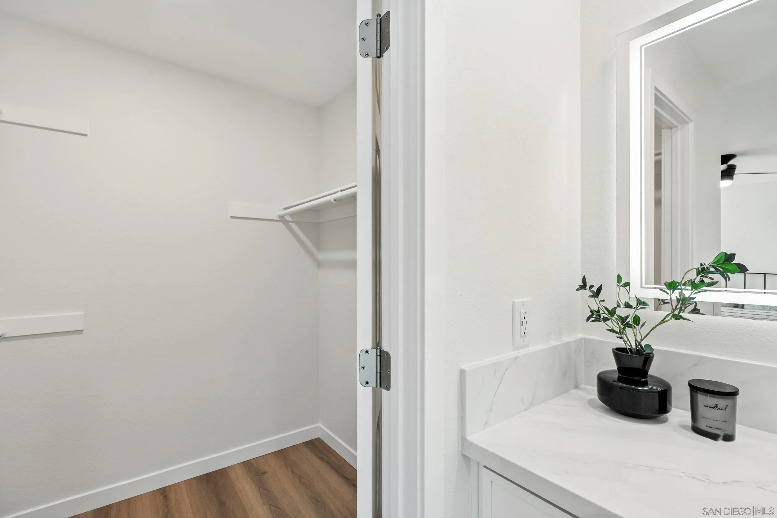 https://cdn.realtyfeed.com/cdn/127/250041025/c534a50bf253b4672a92911710bc98e8.webp