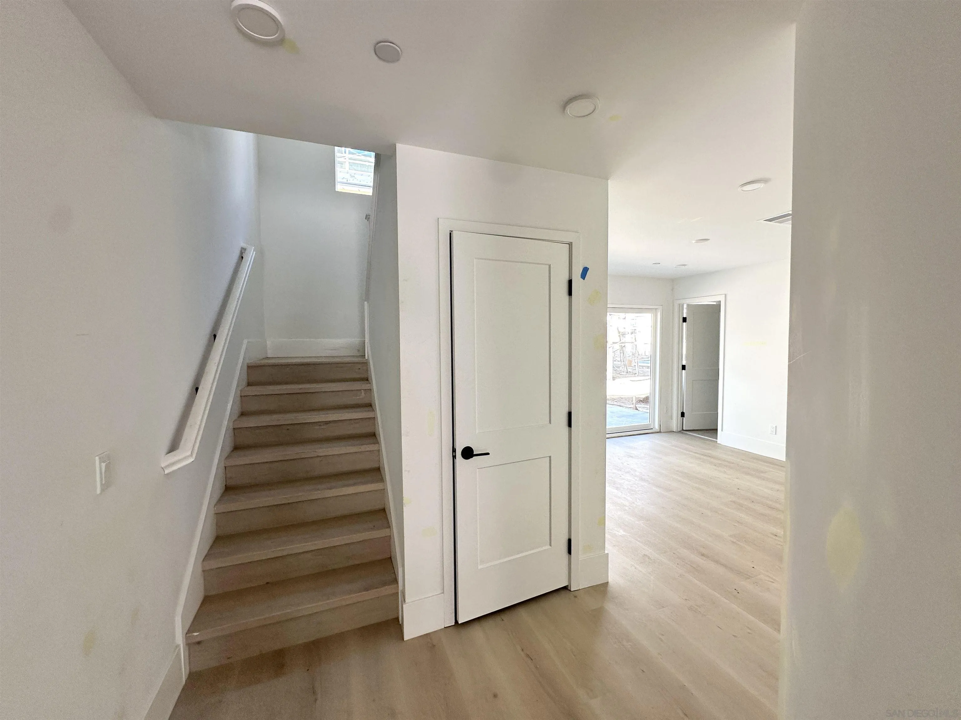7290 Ponto Drive South UNIT 207, Carlsbad, CA, 92011