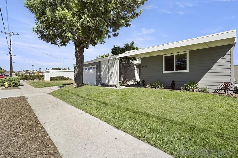 https://cdn.realtyfeed.com/cdn/127/250041027/993960cc6f4d0d9085ea8f237d6bcfc6.webp