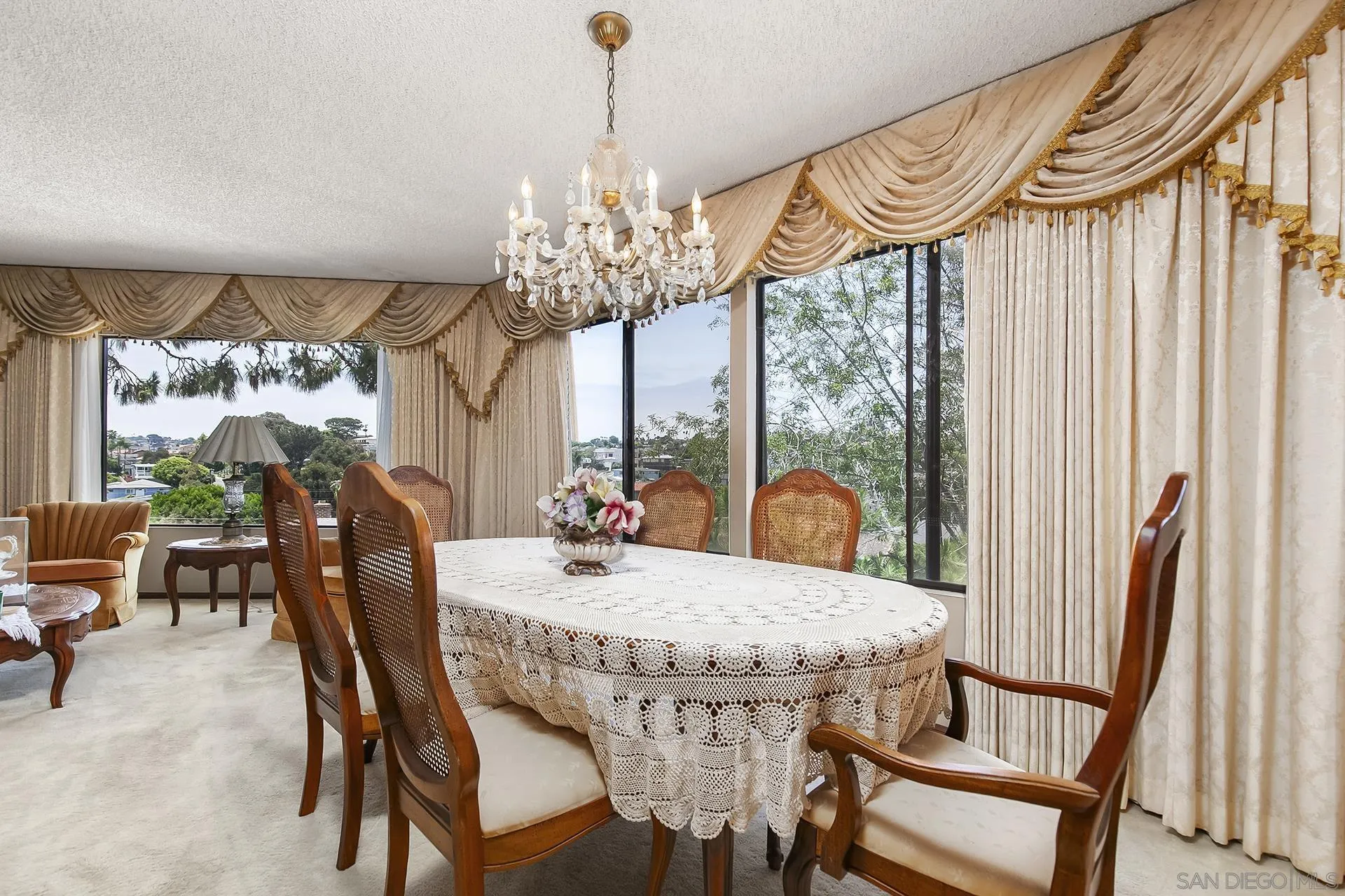 https://cdn.realtyfeed.com/cdn/127/250041030/c061583a141dc47b7b8362556a3f50e7.webp