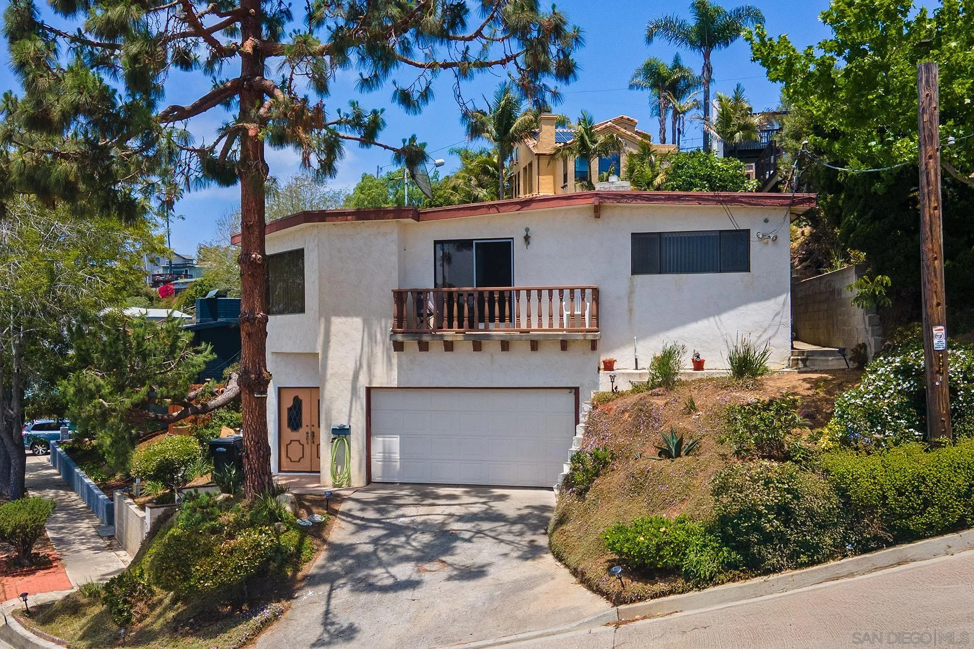 https://cdn.realtyfeed.com/cdn/127/250041030/d3b79b06a9b7a9db5cb526ef5ce2b6a3.webp