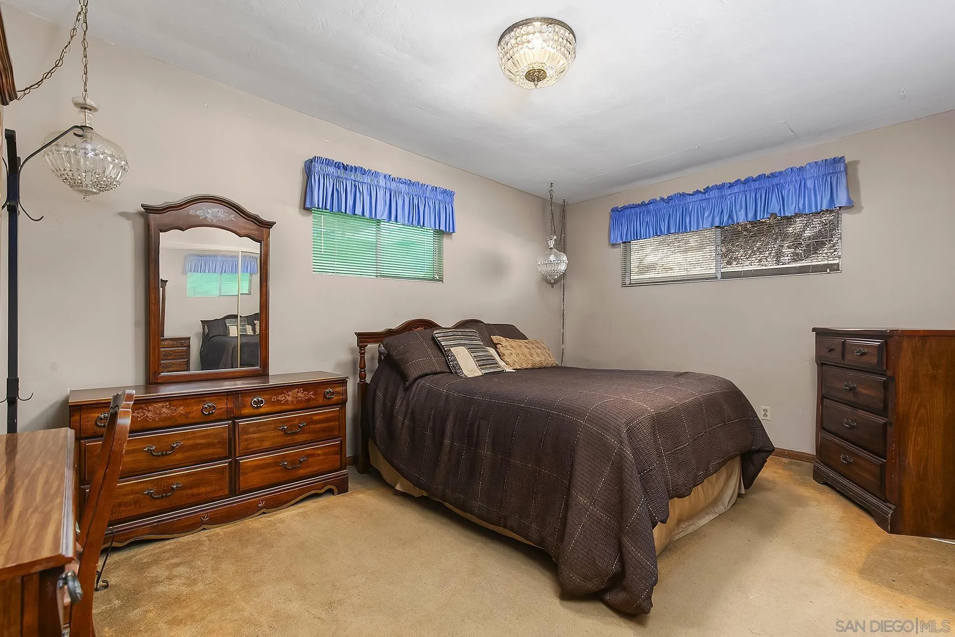 https://cdn.realtyfeed.com/cdn/127/250041030/e2e7cf79d0c9fffa27789fd8771dc1e9.webp
