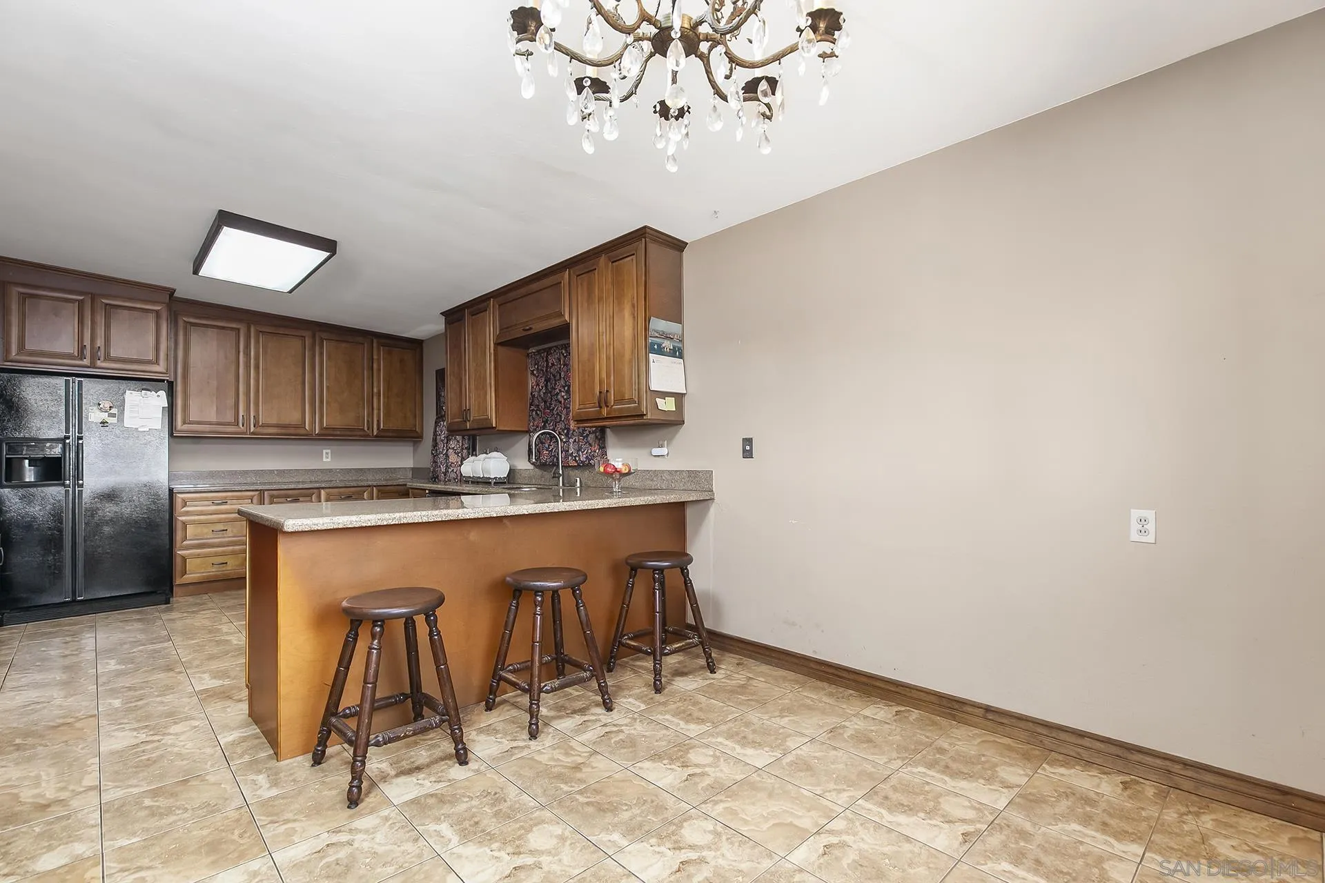 https://cdn.realtyfeed.com/cdn/127/250041030/e6fa5f24f5abc4833c4ae310d4a6a9b3.webp