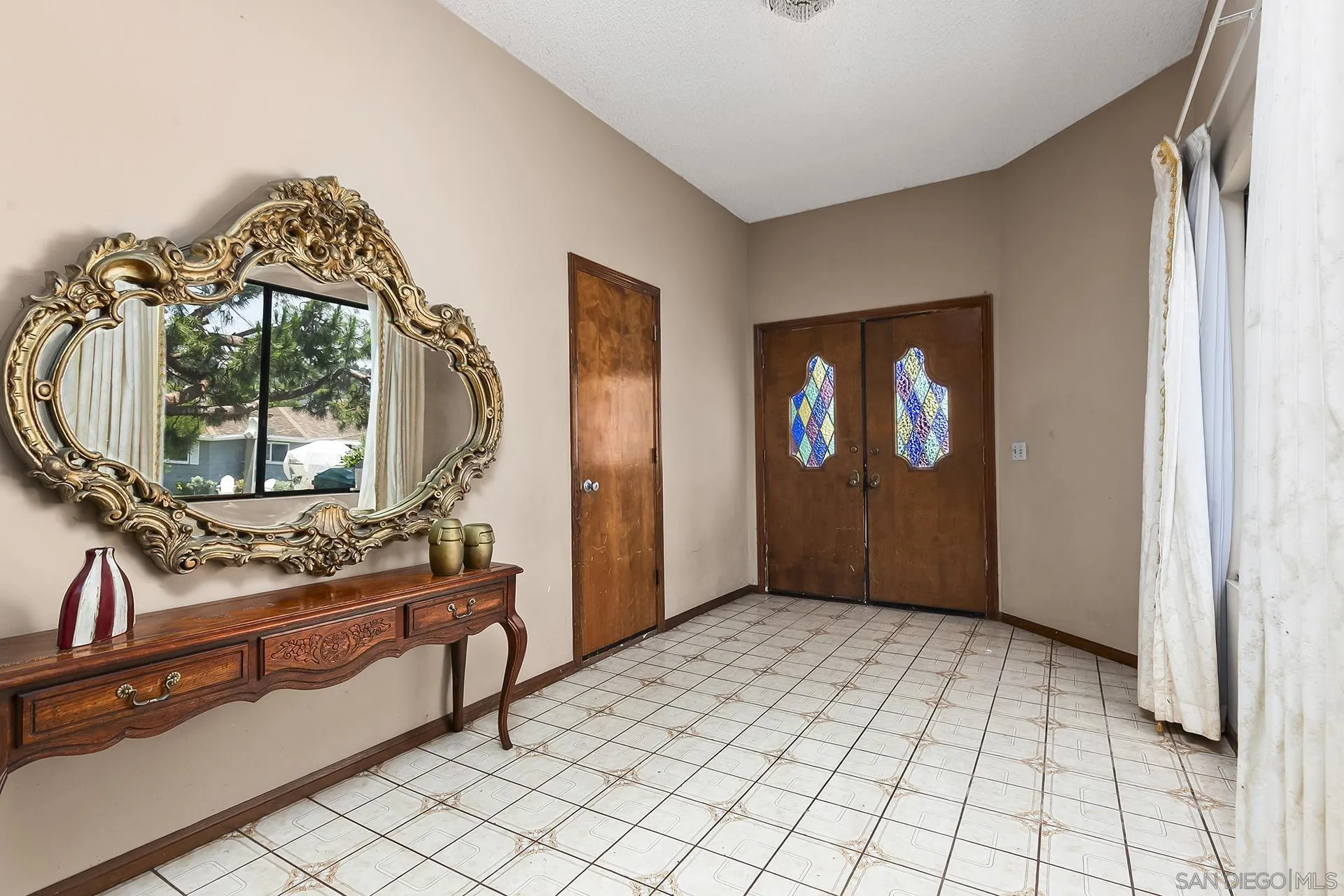 https://cdn.realtyfeed.com/cdn/127/250041030/ffa188c33db844a4759f9bf94e7f23e7.webp