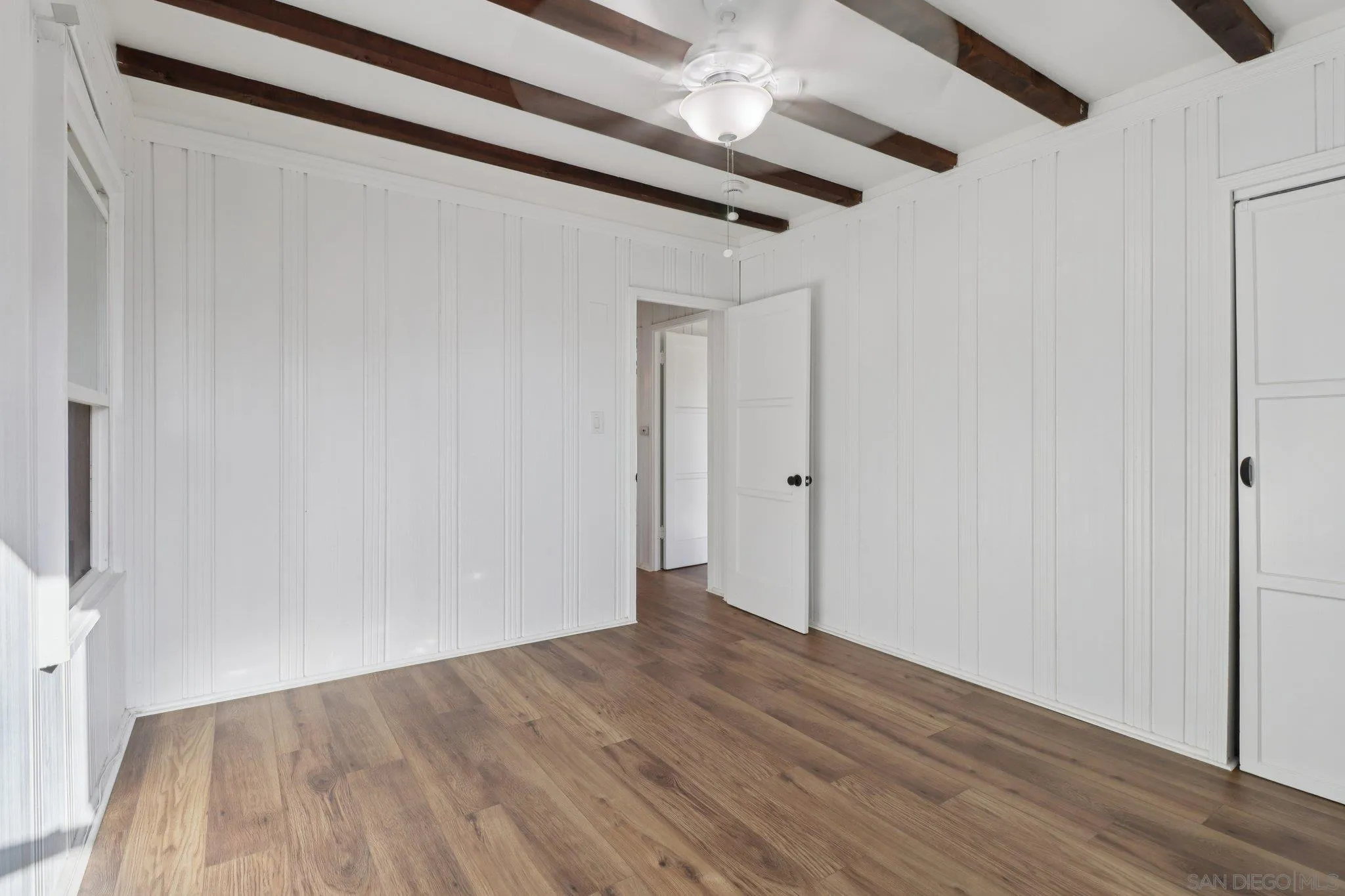 https://cdn.realtyfeed.com/cdn/127/250041040/1b623a66fd6afeb6585426c2b7357a3a.webp