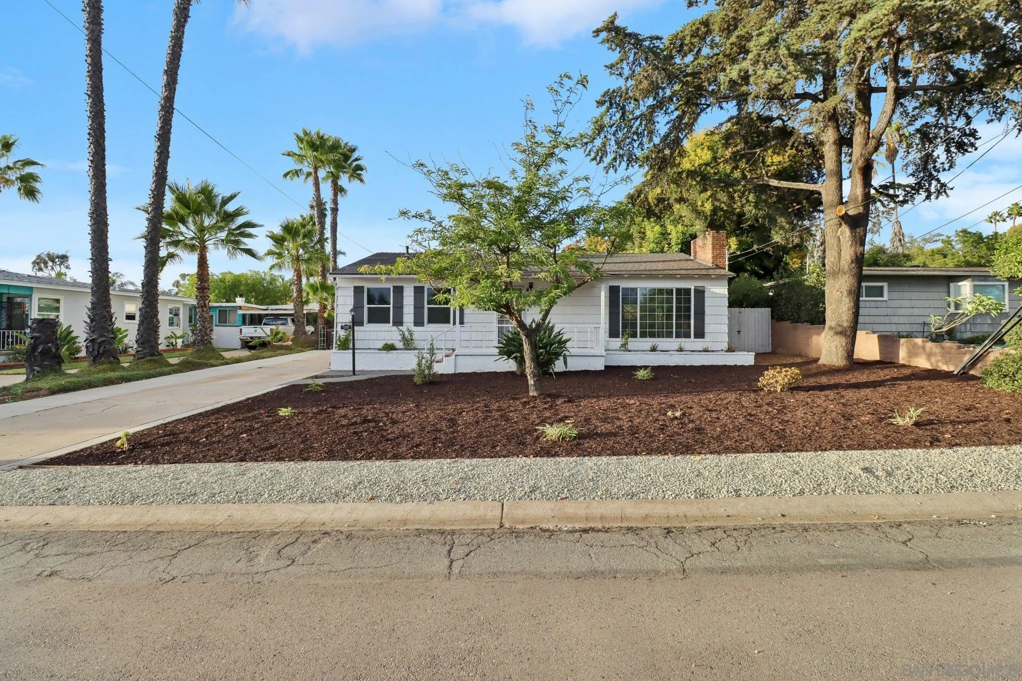 https://cdn.realtyfeed.com/cdn/127/250041040/4eec6591318e0d99bdad3d1f9be92346.webp