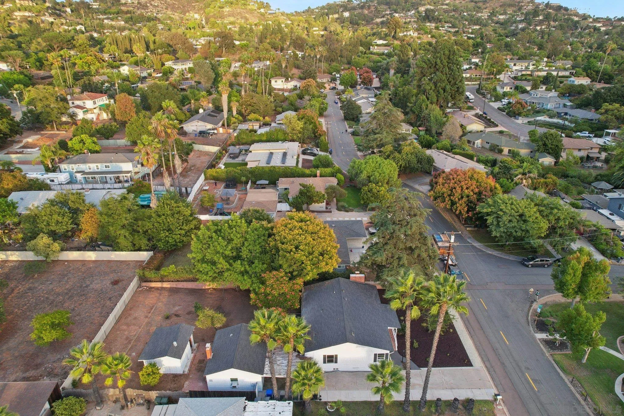 https://cdn.realtyfeed.com/cdn/127/250041040/a3d4c3ba9d08a993db0f1c58595e15d6.webp