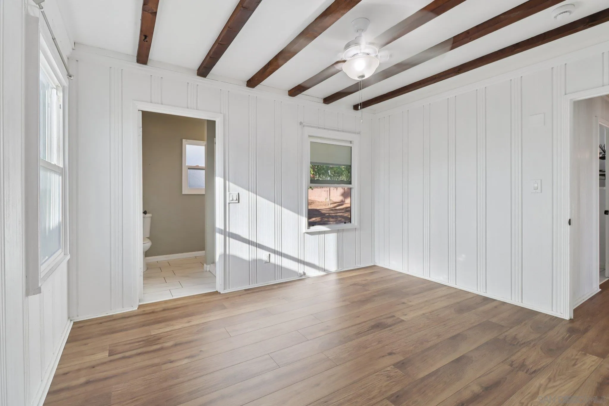 https://cdn.realtyfeed.com/cdn/127/250041040/b544fac54f1bad89e23ef6a22aaf664f.webp