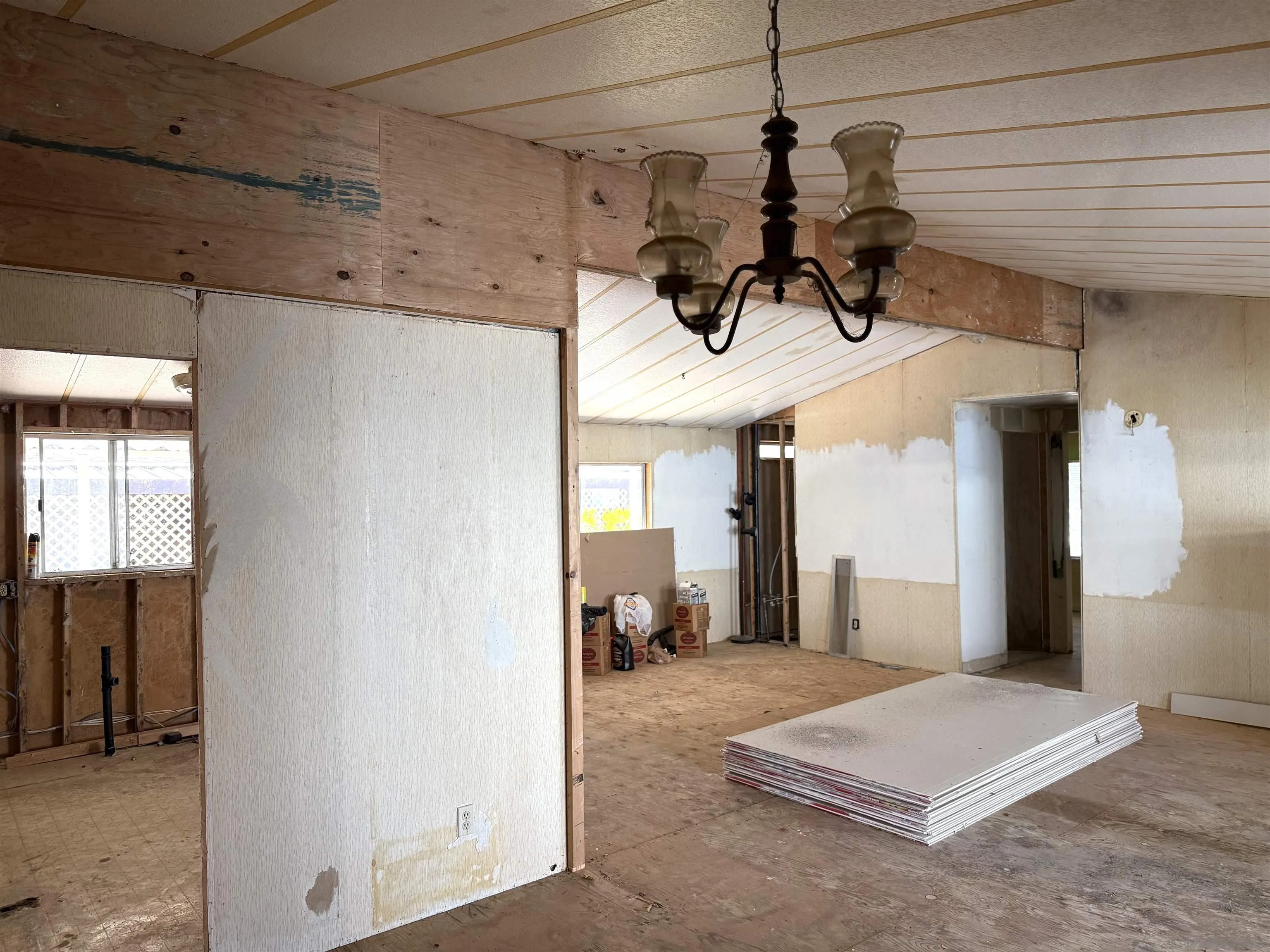 https://cdn.realtyfeed.com/cdn/127/250041041/849672049f83597694af1e40a6e83d00.webp