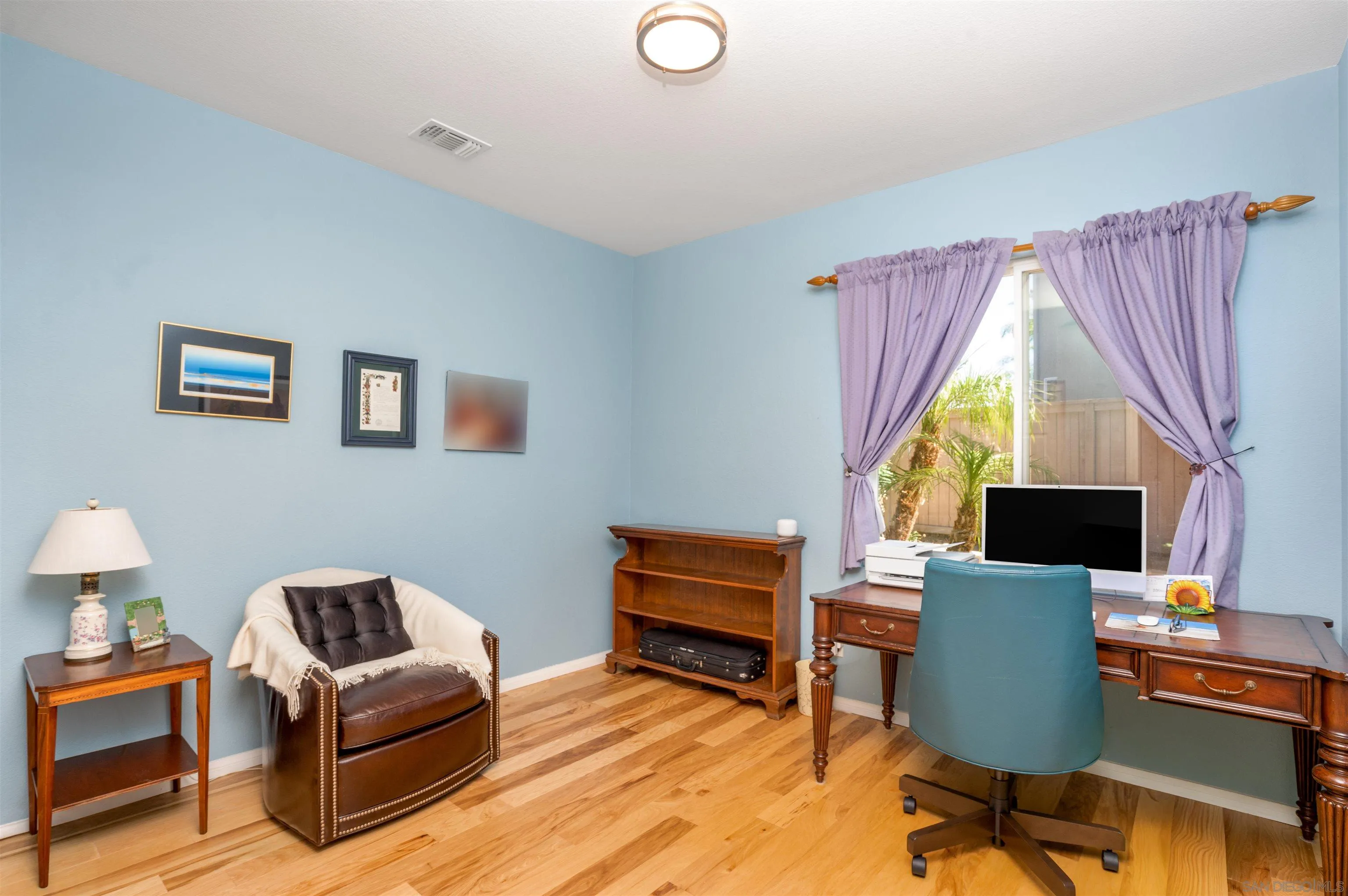 https://cdn.realtyfeed.com/cdn/127/250041042/2d914620f0ecffb1dbe0ef05abfd17c4.webp