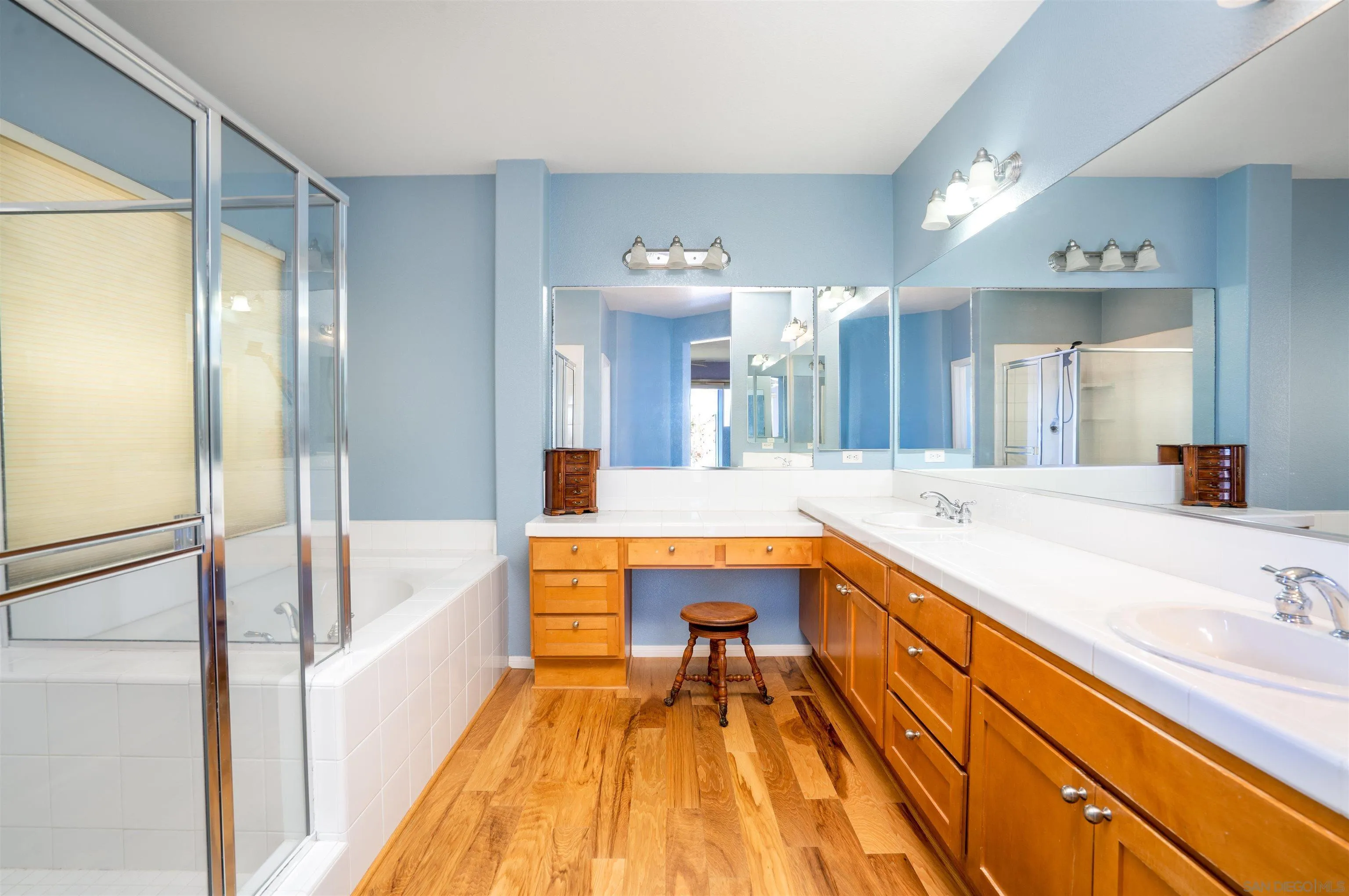 https://cdn.realtyfeed.com/cdn/127/250041042/8133de1d7f977d16a0cf1900466aff00.webp