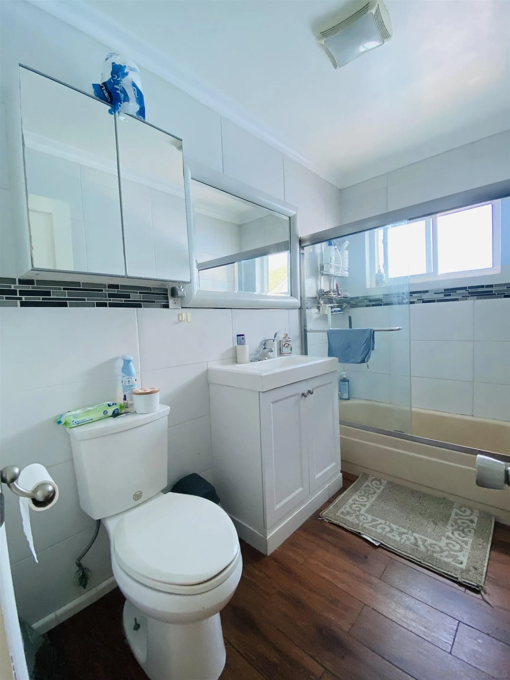 https://cdn.realtyfeed.com/cdn/127/250041044/7ee8ad94d24e8179f23d4dfbef949eca.webp
