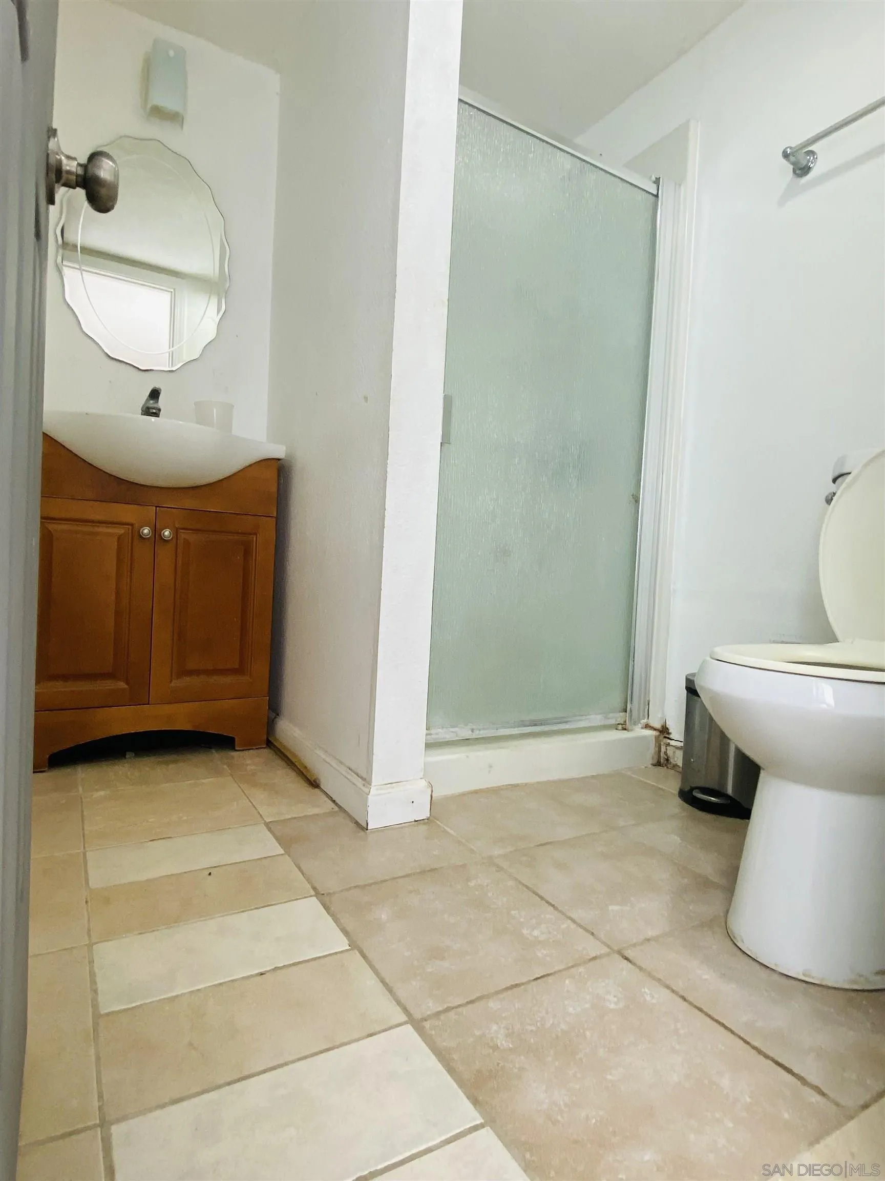 https://cdn.realtyfeed.com/cdn/127/250041044/dfd92b1e4e3d9cfd9f9211ed3d91c5f5.webp