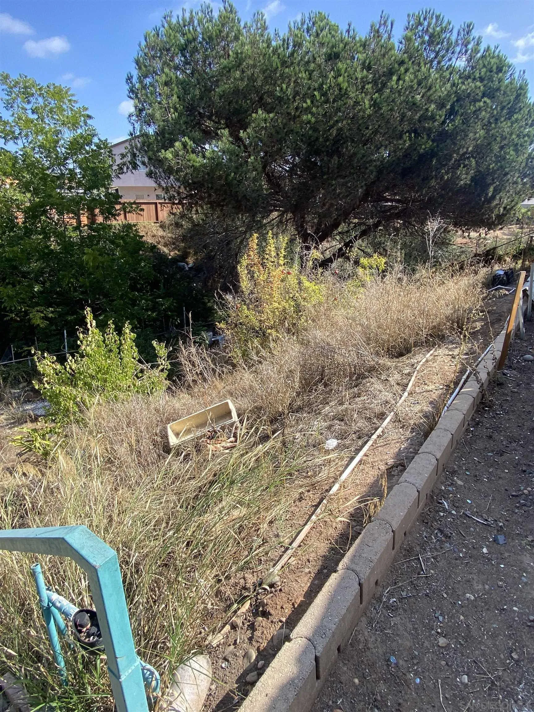 https://cdn.realtyfeed.com/cdn/127/250041044/e352989c6b7b60d3973e62f957543563.webp