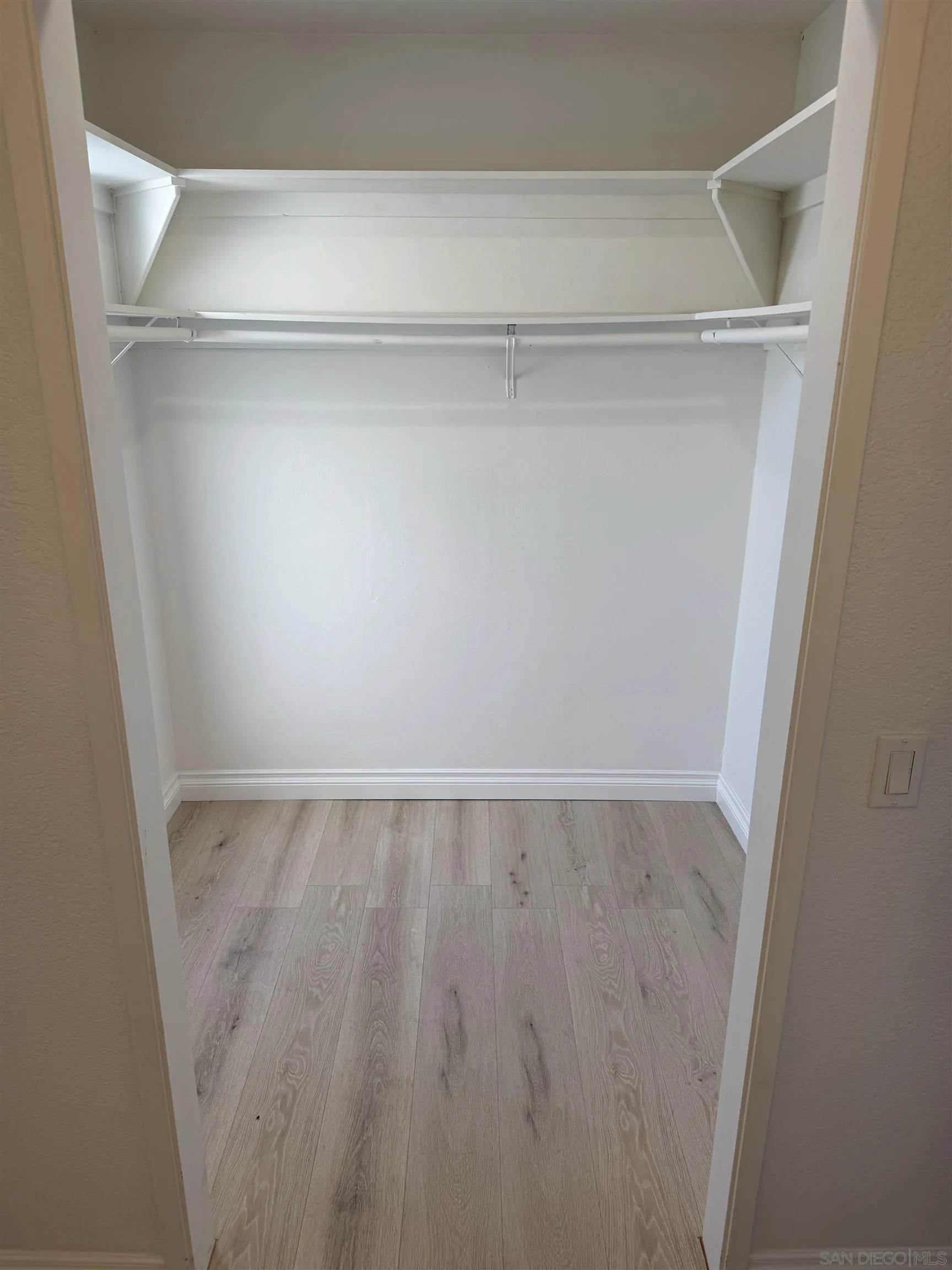https://cdn.realtyfeed.com/cdn/127/250041046/a93c89231bec111b4d65de166d91b653.webp