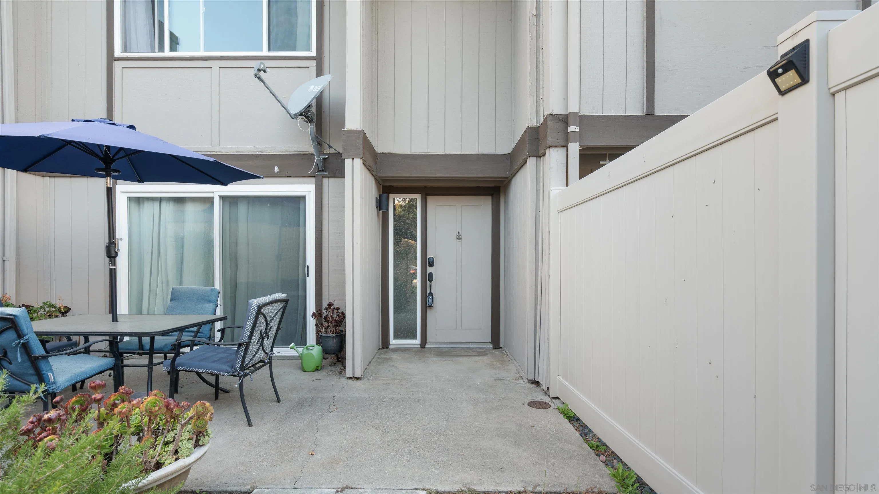 Photo #2: 250041054 Listing 