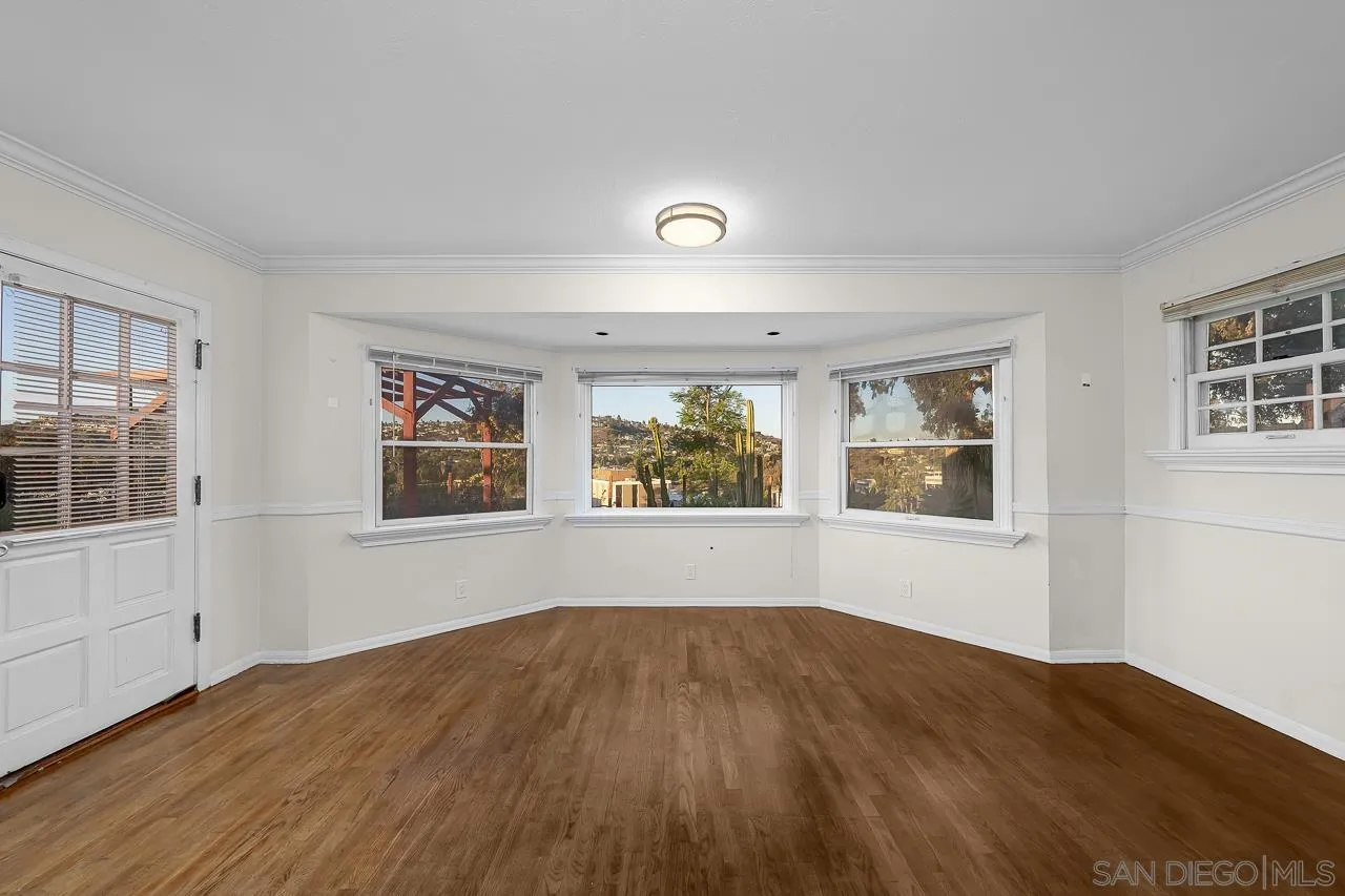https://cdn.realtyfeed.com/cdn/127/250041055/5e63accacb63d0623b05e451a63ad8c3.webp
