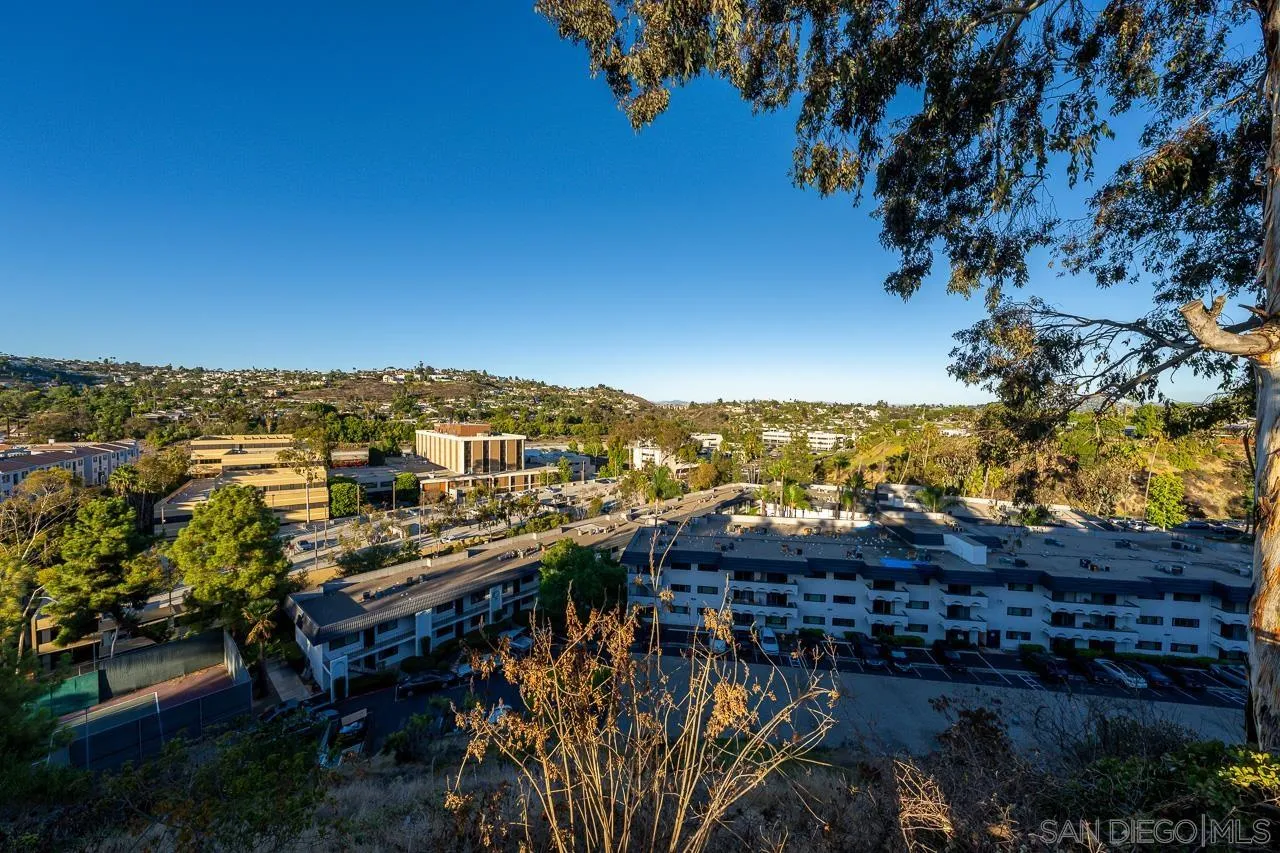 https://cdn.realtyfeed.com/cdn/127/250041055/67ac7f826dda8eb9751248eeb50f7af9.webp